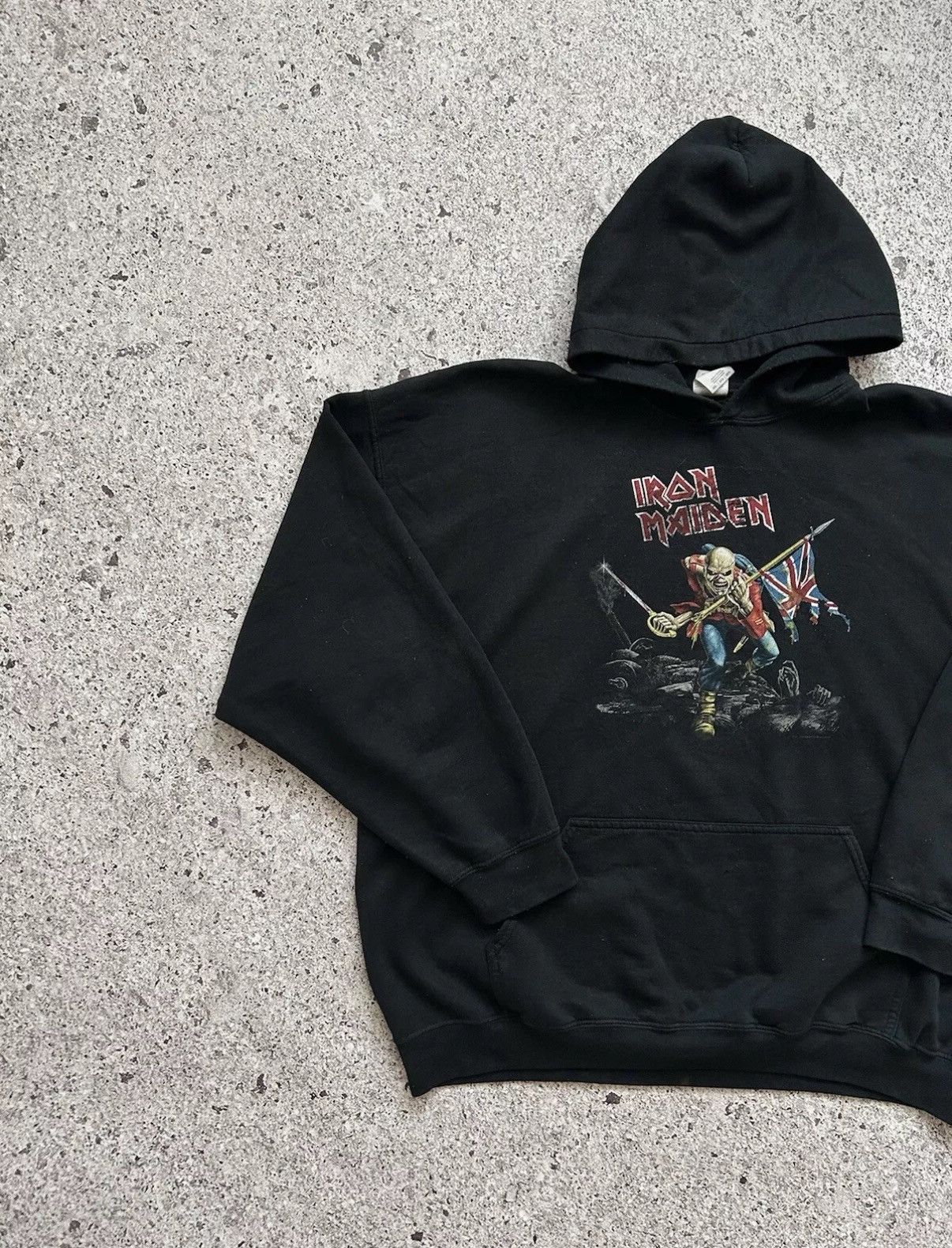 Band Tees × Iron Maiden × Vintage Vintage Iron Maiden 2011 Metal Rock Band Tour England Hoodie Size US XXL / EU 58 / 5 - 3 Thumbnail