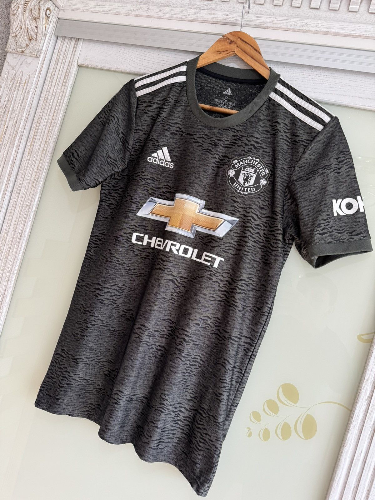 Adidas Manchester United 2020-2021 Away Soccer Jersey Football Kit Size US S / EU 44-46 / 1 - 3 Thumbnail