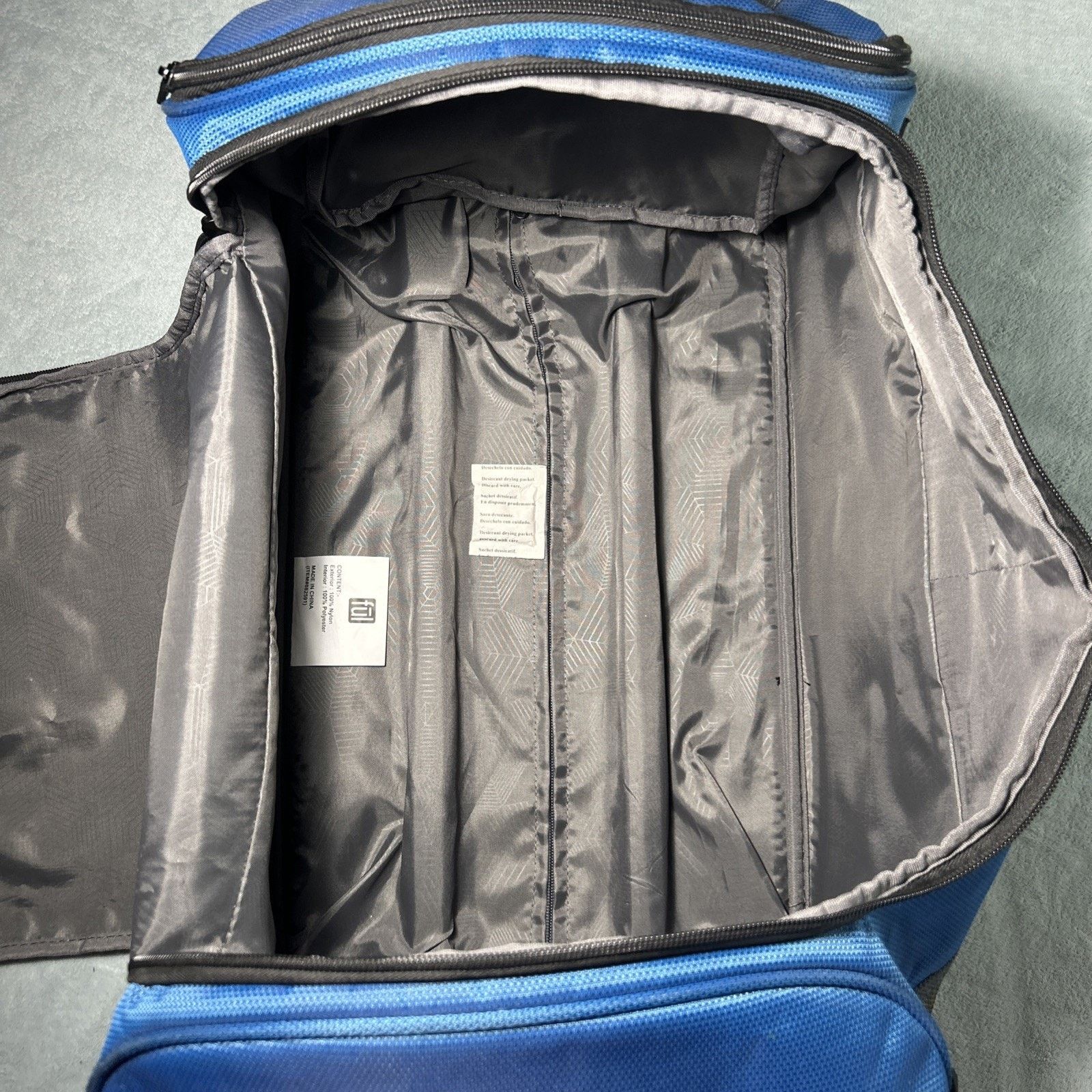 Patagonia FUL Rolling Luggage Duffle Travel Bag 22" Retractable Wheele Size ONE SIZE - 18 Thumbnail