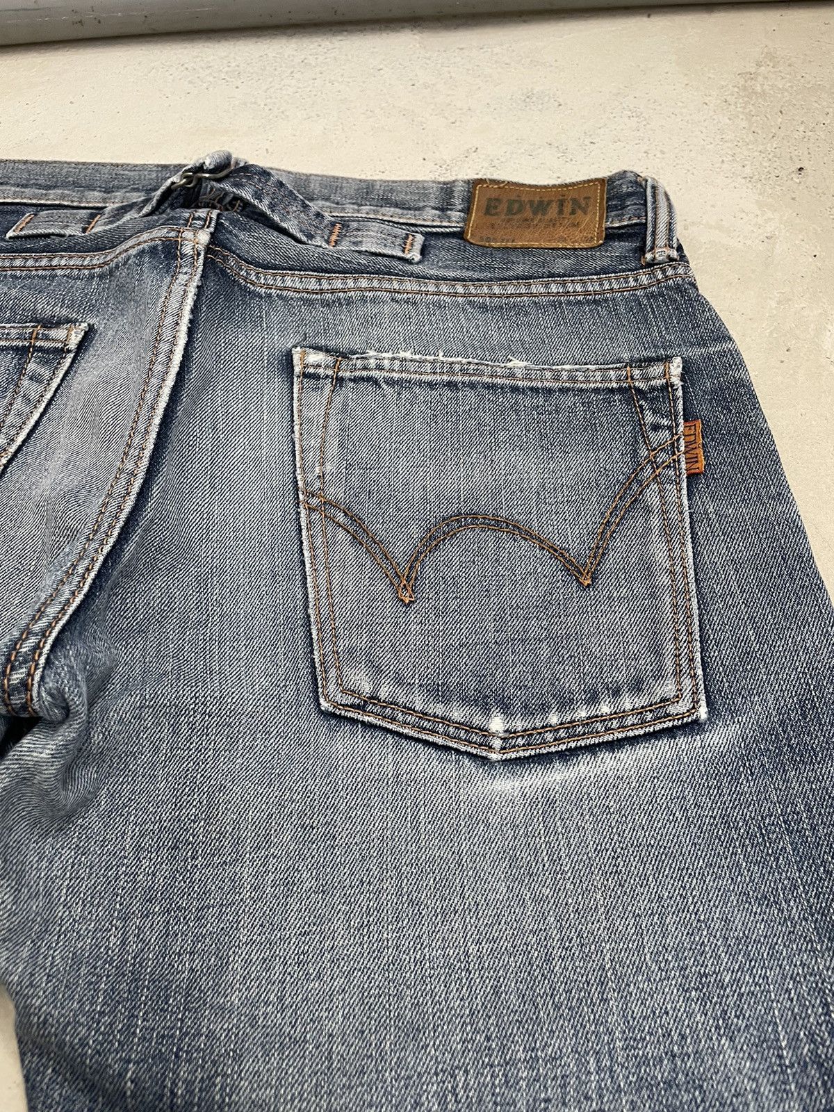 Edwin Edwin 505 Selvedge Buckle Back Whisker Distress Denim A13 Size US 32 / EU 48 - 15 Thumbnail