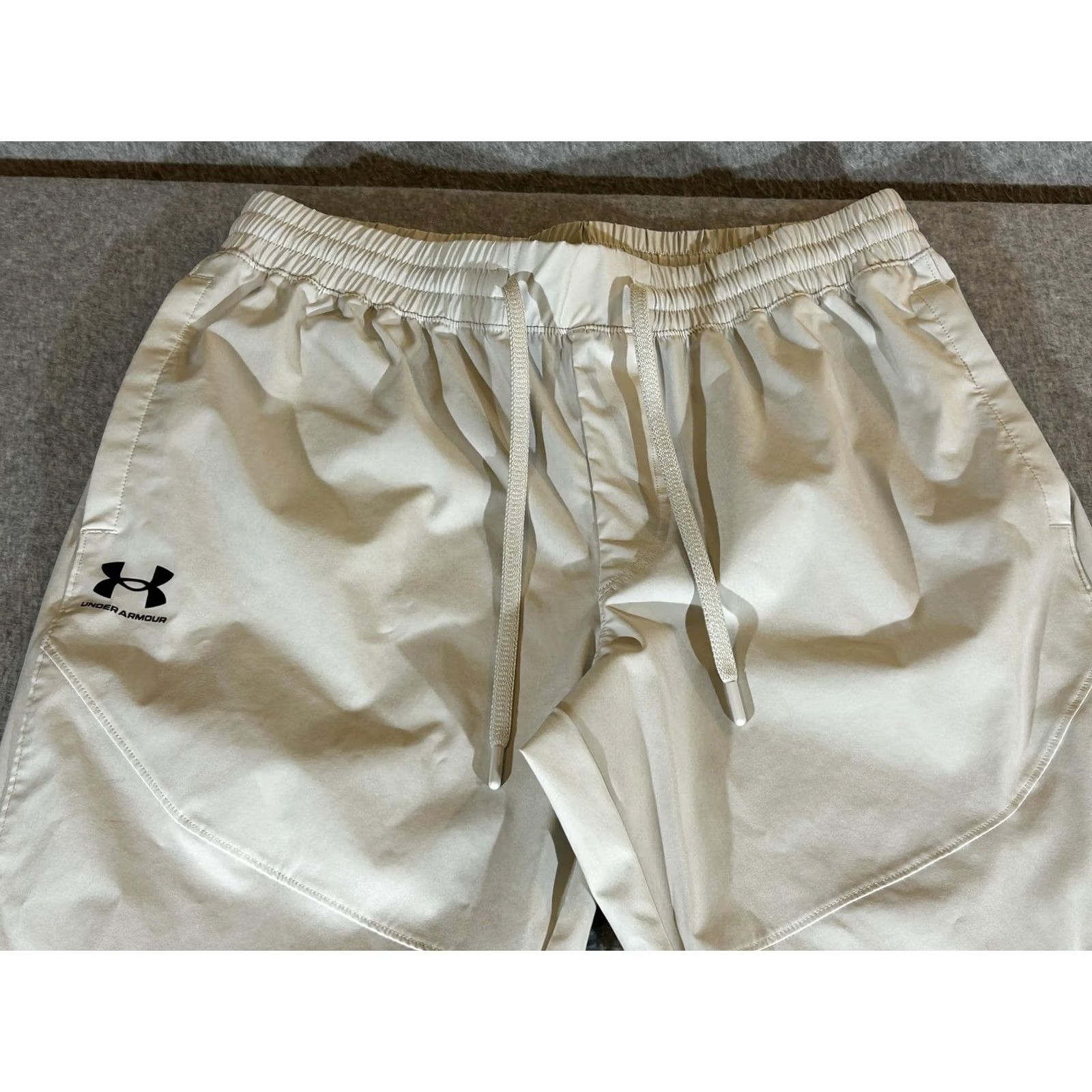 Under Armour Under Armour Beige Pants Men Large Joggers Track Lightweight Soccer Athletic Gym Vibe Size US 33 - 2 Thumbnail