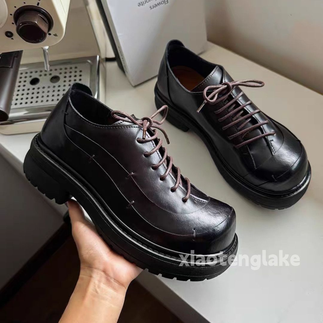 Vintage Unisex outdoor sports thick sole boots shoes Size US 5.5 / EU 38 - 1 Thumbnail
