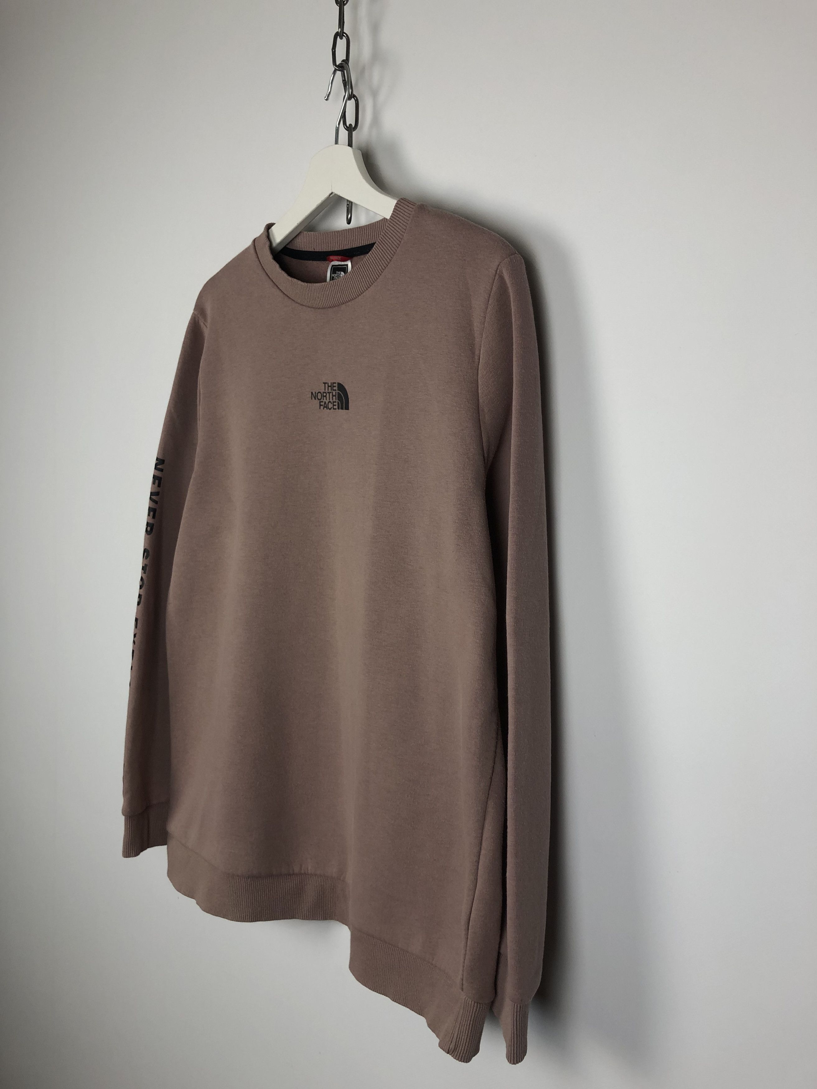 The North Face The North Face Sweatshirt Center Logo Crewneck size L Size L / US 10 / IT 46 - 7 Thumbnail