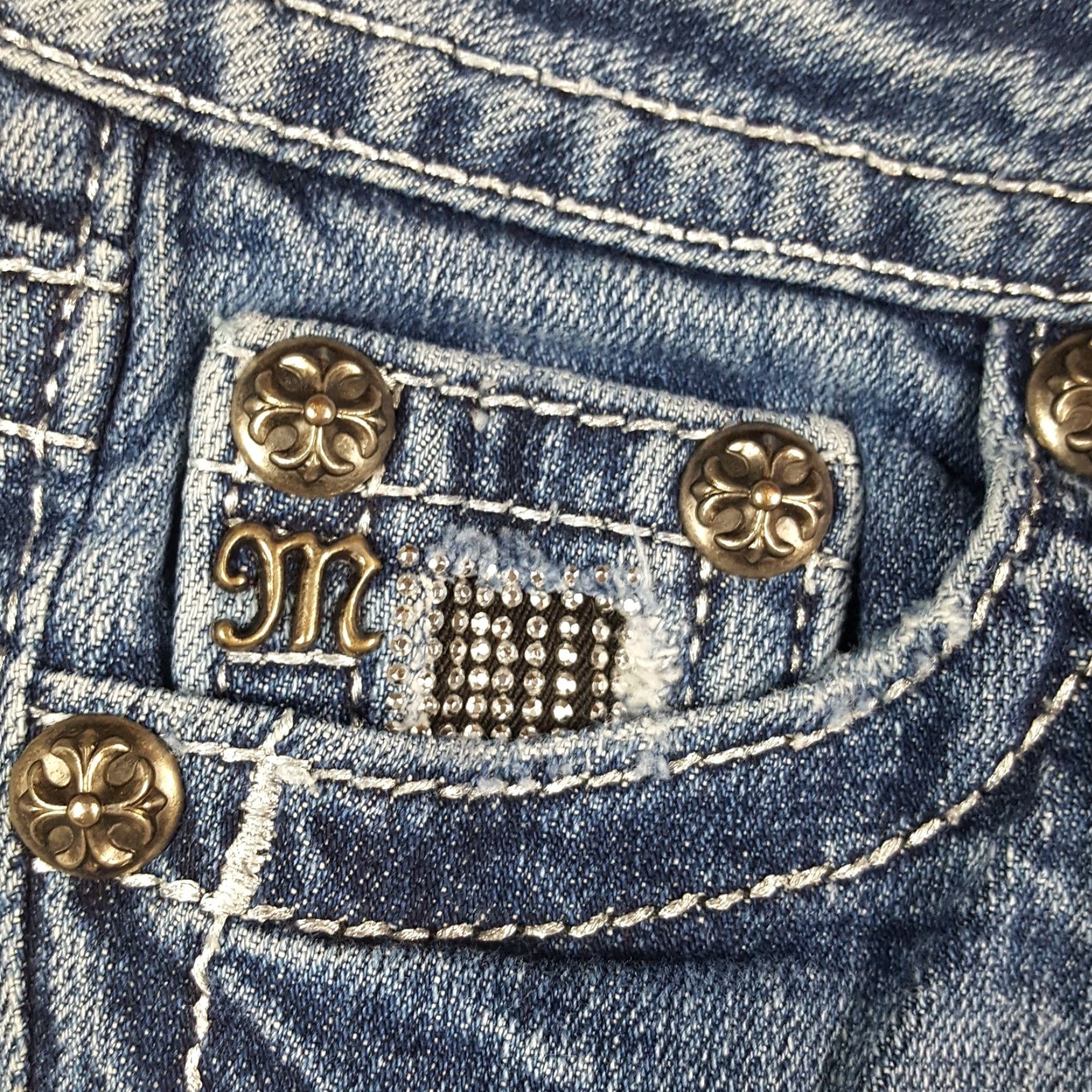 Miss Me VINTAGE Miss Me Denim Skirt Women's Size 24 Blue Knee Length Grunge 90s Y2K Skater Mens? Women Size 42" / US 20 - 3 Thumbnail