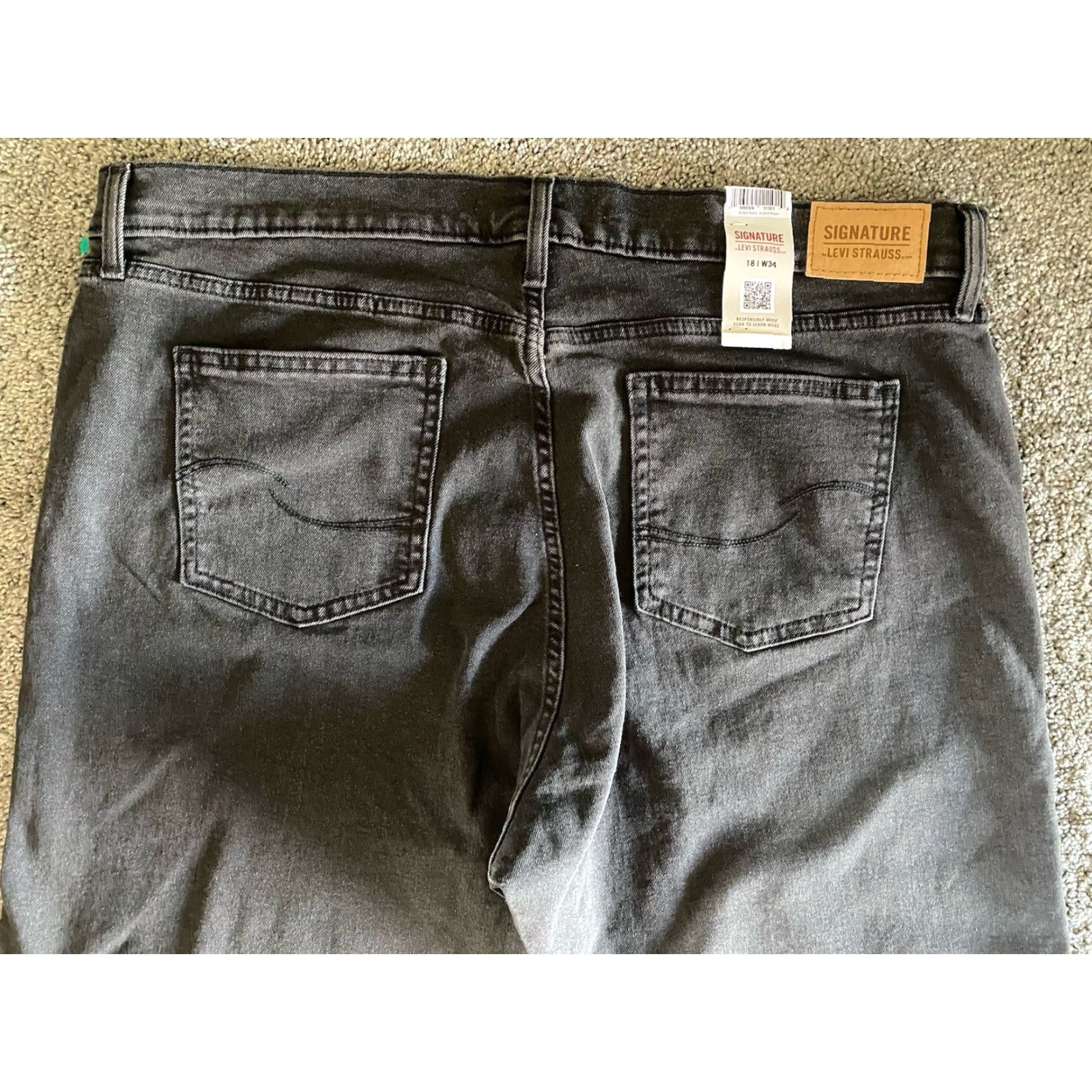 Levi's **Levi's Heritage Kick Boot Jean Women's Size 18 W34 Black** User: Levi's Heritage Kick Boot Jean Women's Size 18 W34 Black Size 40" / US 18 - 6 Thumbnail