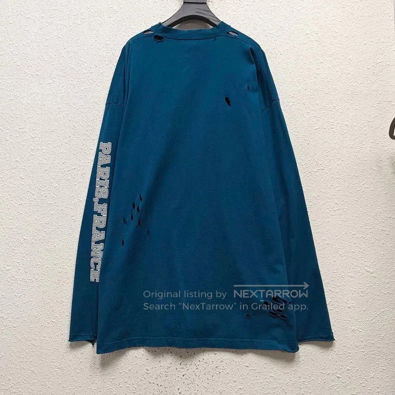 Balenciaga Balenciaga Distressed Logo Longsleeve. Size US M / EU 48-50 / 2 - 2 Thumbnail