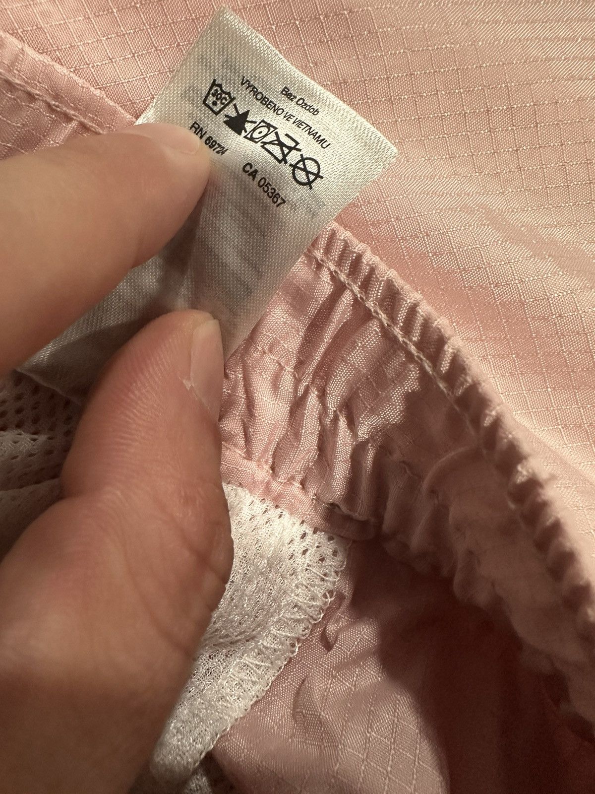 Columbia × Kith KITH X COLUMBIA RIPTIDE WIND PANT Size US 34 / EU 50 - 5 Thumbnail