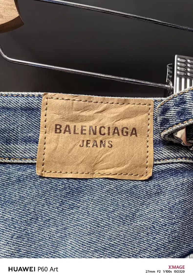 Balenciaga Balenciaga size S Distressed Denim Shorts Size US 27 - 4 Thumbnail