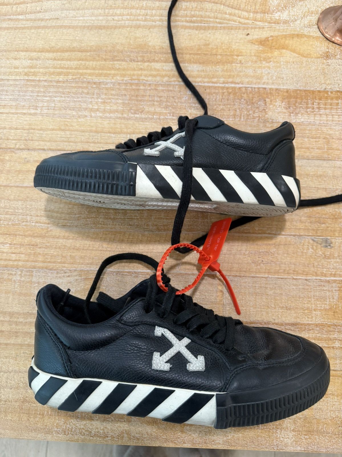 Off-White Off white shoes size 39 Size US 7 / EU 40 - 9 Thumbnail