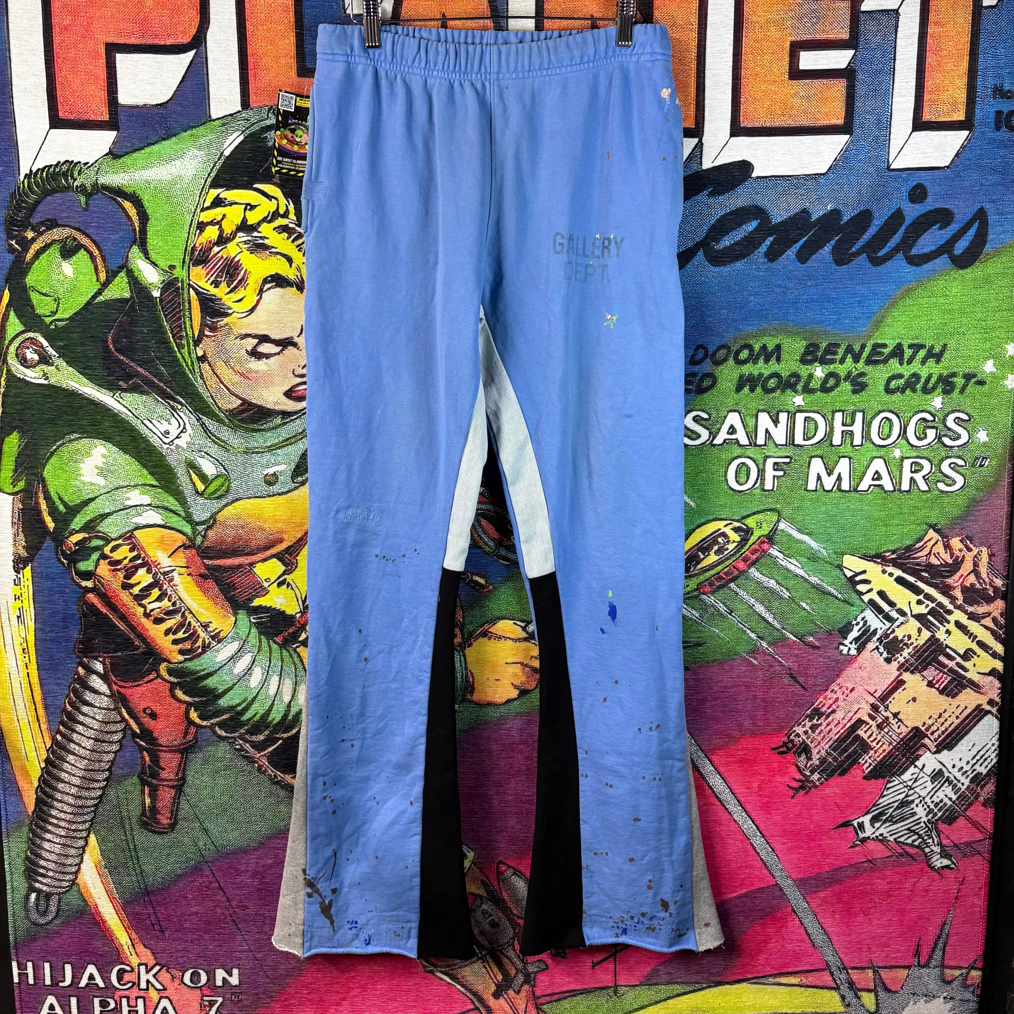 Gallery Dept. Gallery Dept. Baby Blue Paint Splattered Flared Sweatpants Size US 27 - 1 Thumbnail