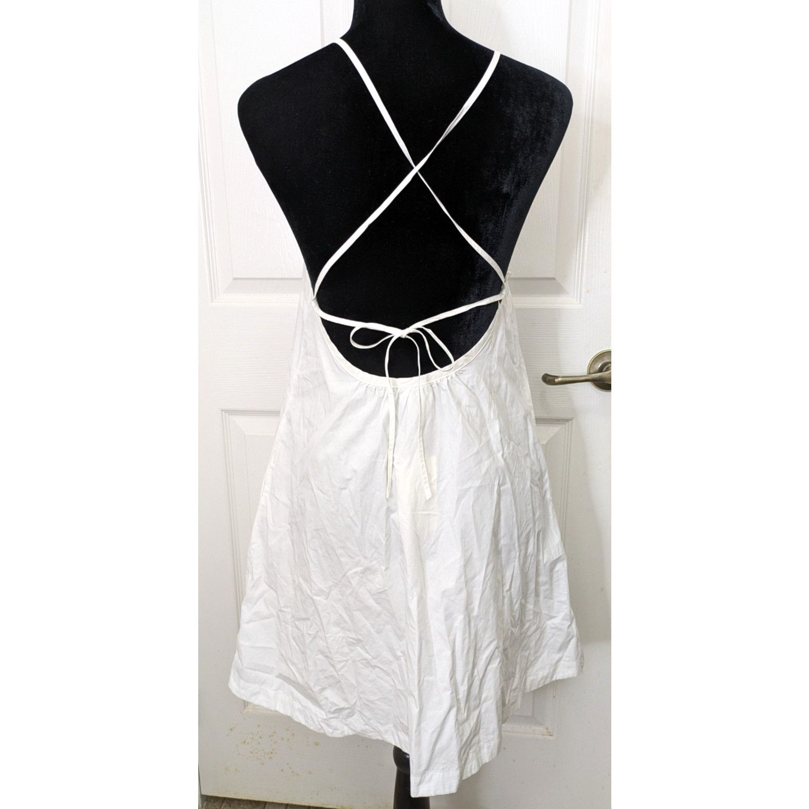 Target Basics Sleeveless Shift Mini Dress Pockets Tie Backs White Small Size S / US 4 / IT 40 - 2 Thumbnail