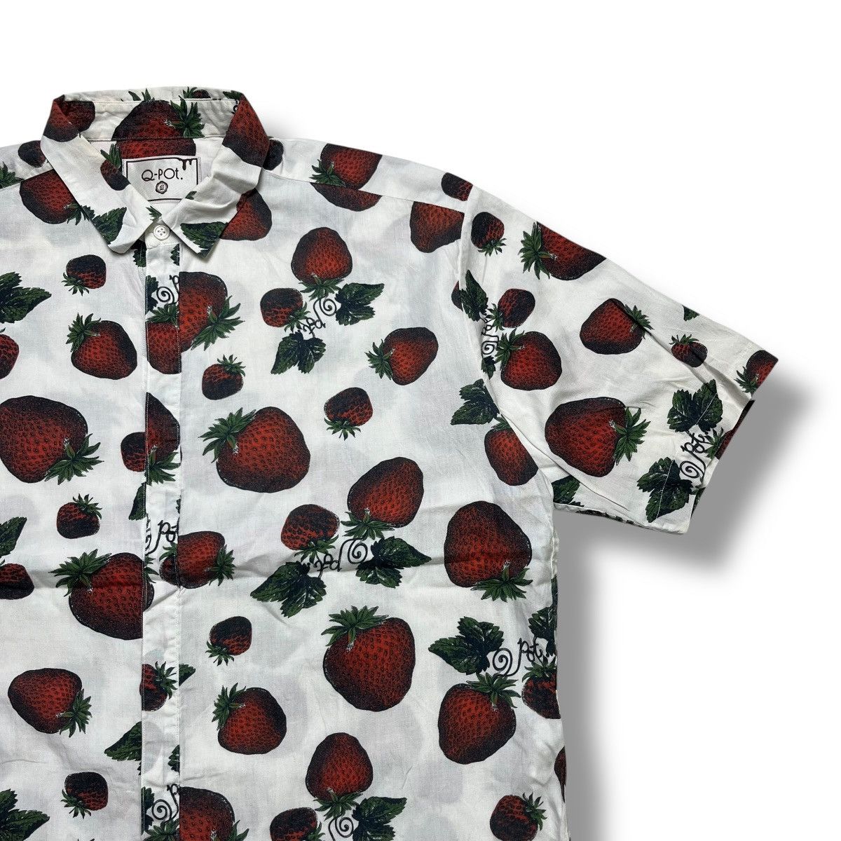 Issey Miyake gramme shibuya strawberry print button ups shirt Size US M / EU 48-50 / 2 - 4 Thumbnail