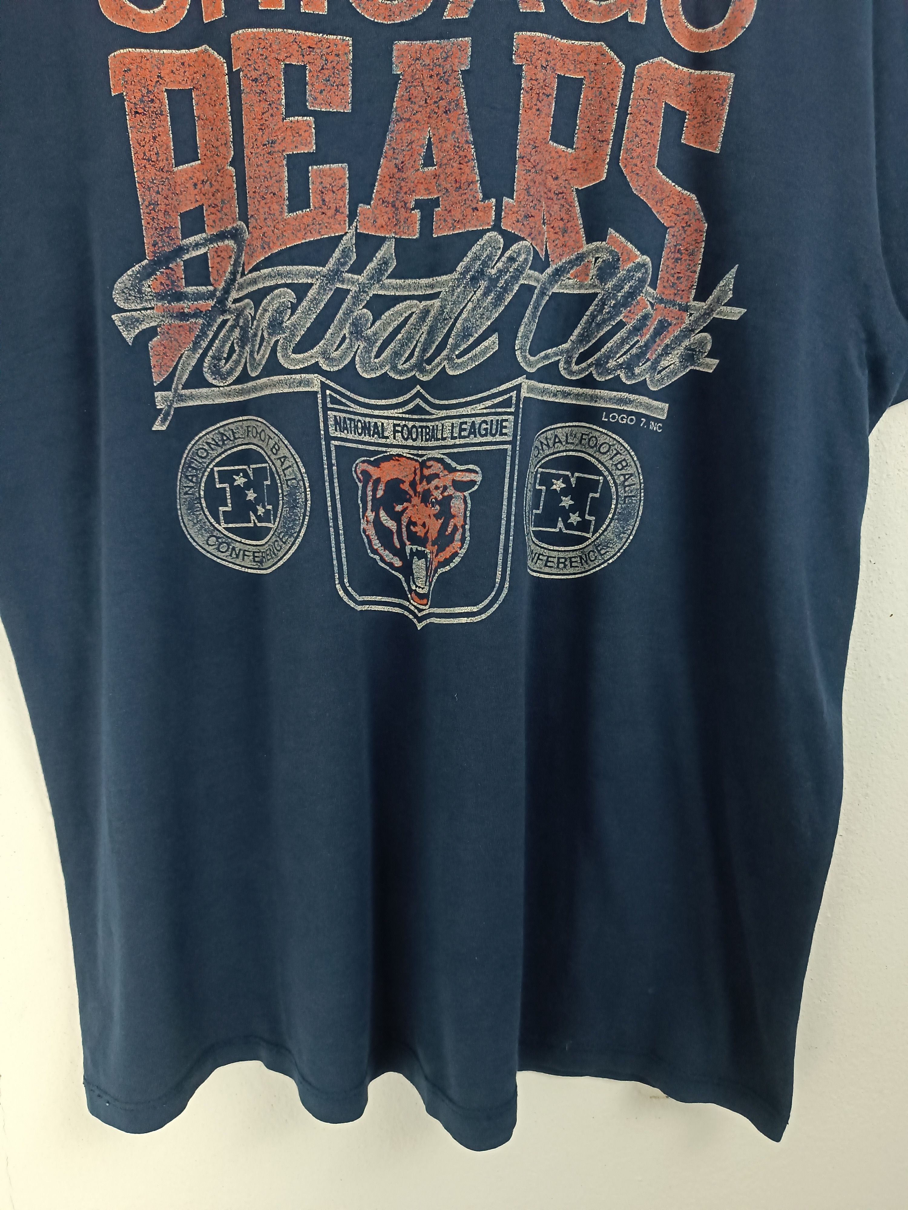 NFL VINTAGE 80'S NFL CHICAGO BEARS FADED TEE BULLS CUBS SOX Size US XL / EU 56 / 4 - 8 Thumbnail