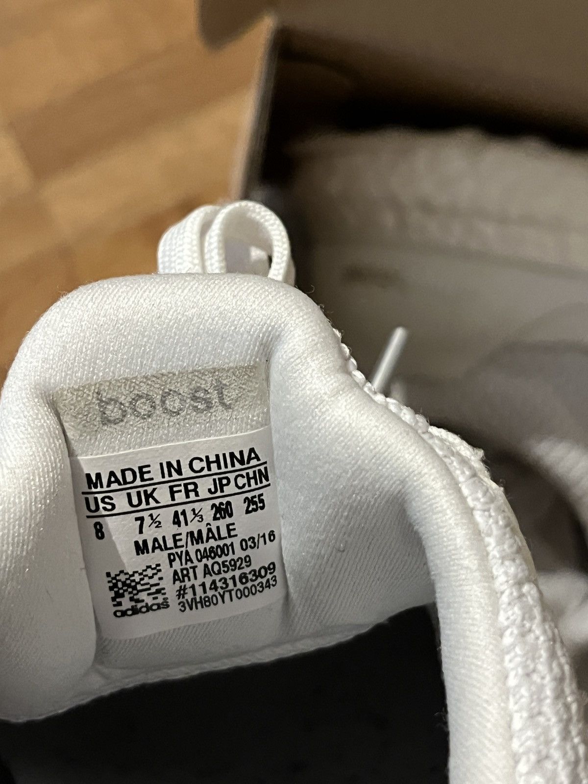 Adidas Adidas UltraBoost Size US 8 / EU 41 - 2 Thumbnail