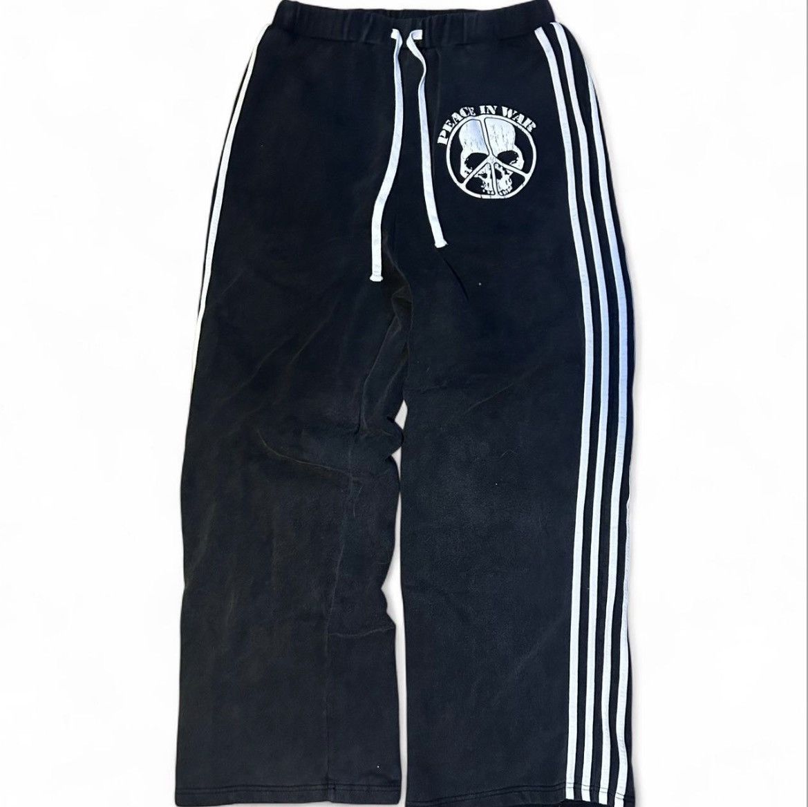 Other PeaceInWar Skull Sweatpants Size US 32 / EU 48 - 1 Thumbnail