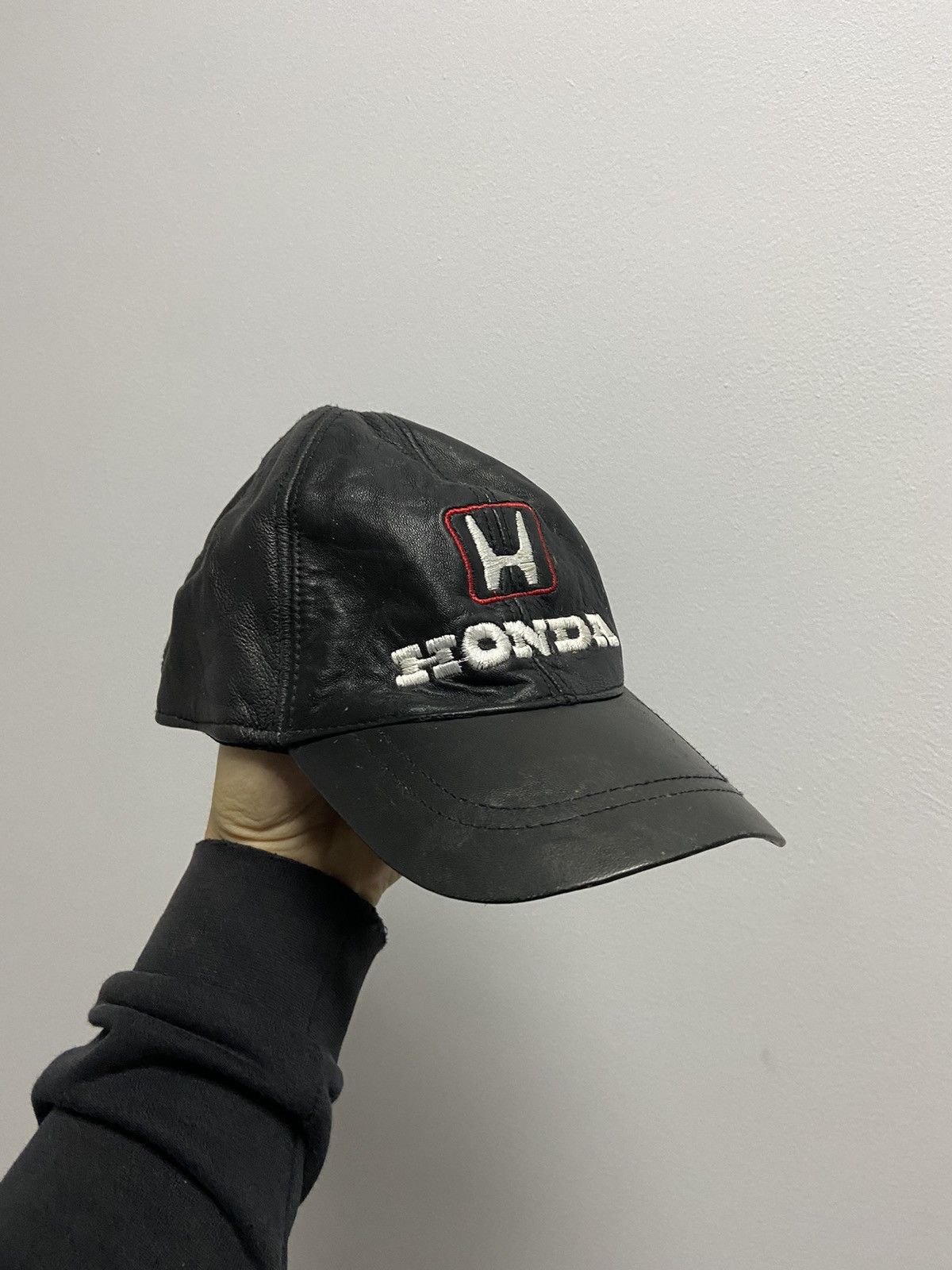 Honda × Vintage Honda leather Cap Vintage Racing big logo Size ONE SIZE - 1 Thumbnail