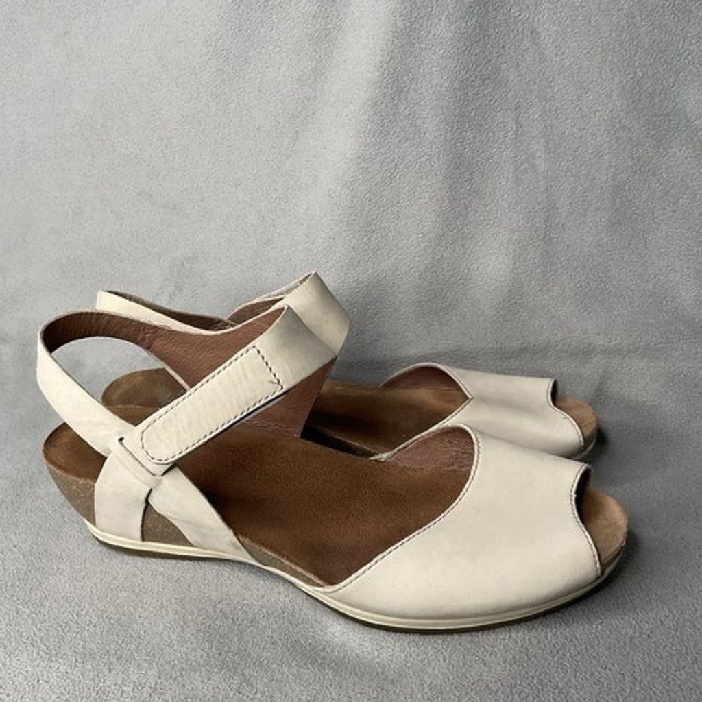 Dansko Dansko Vera Ankle Strap Wedge Sandals Women Size 40/US10 Size US 10 / IT 40 - 8 Thumbnail