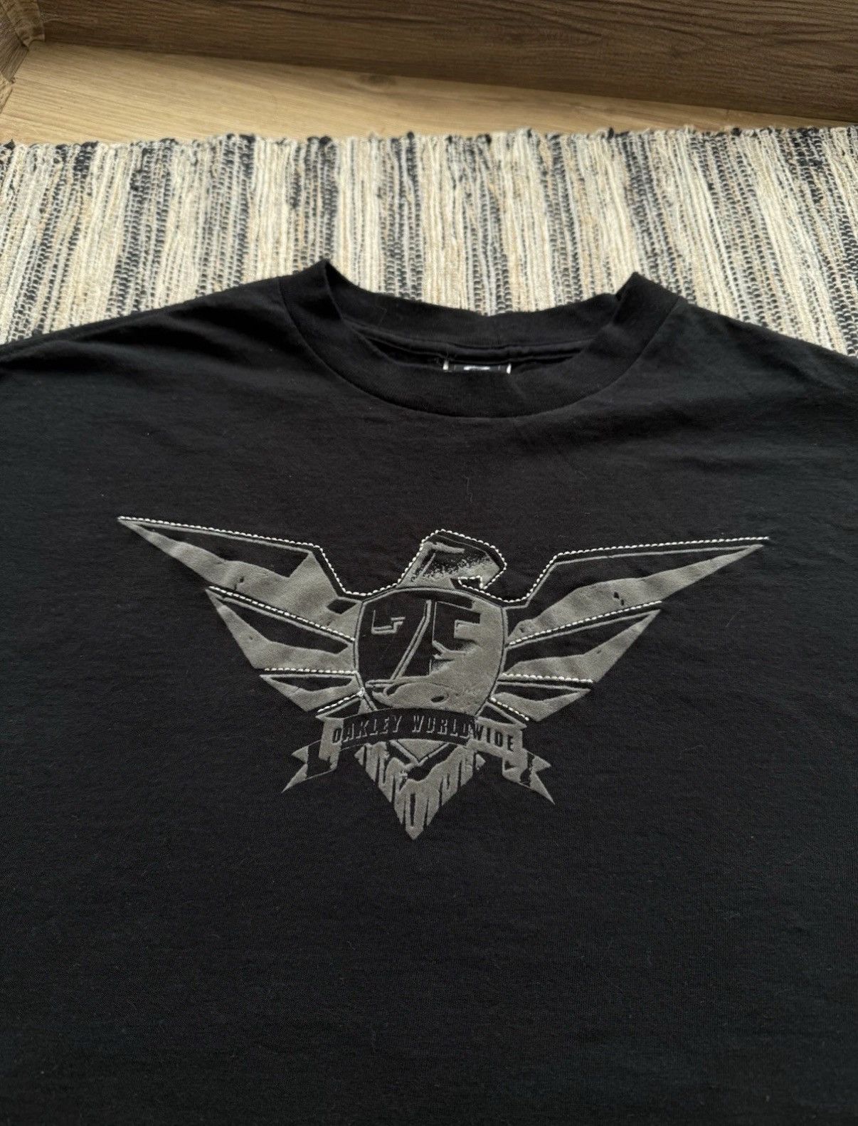 Oakley VINTAGE OAKLEY WORLDWIDE T-SHIRT BLACK Y2K OVERSIZED Size US XL / EU 56 / 4 - 5 Thumbnail
