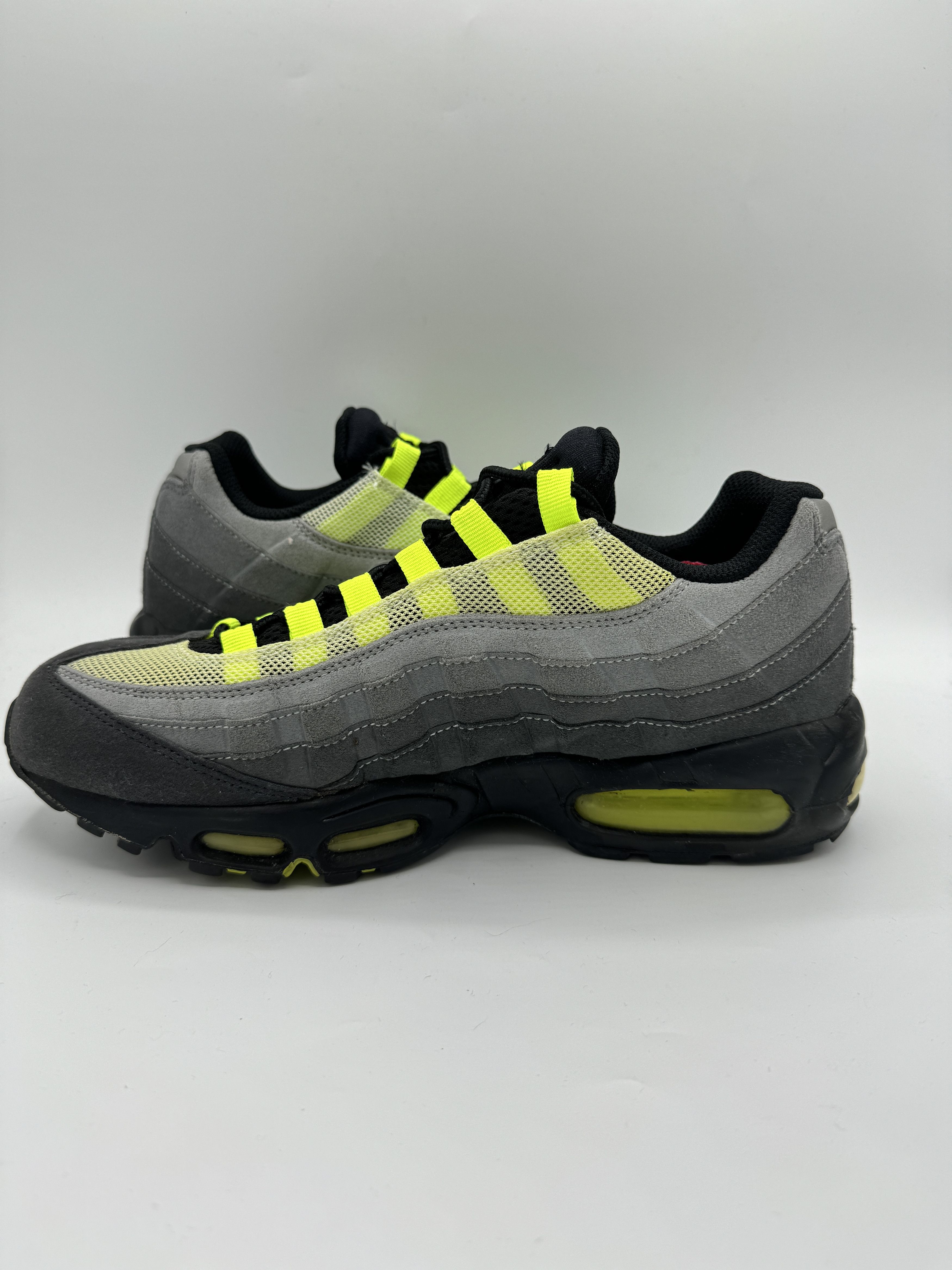 Mita × Nike Mita Sneakers x Nike Air Max 95 Ueno Prototype Neon Size US 9.5 / EU 42-43 - 6 Thumbnail