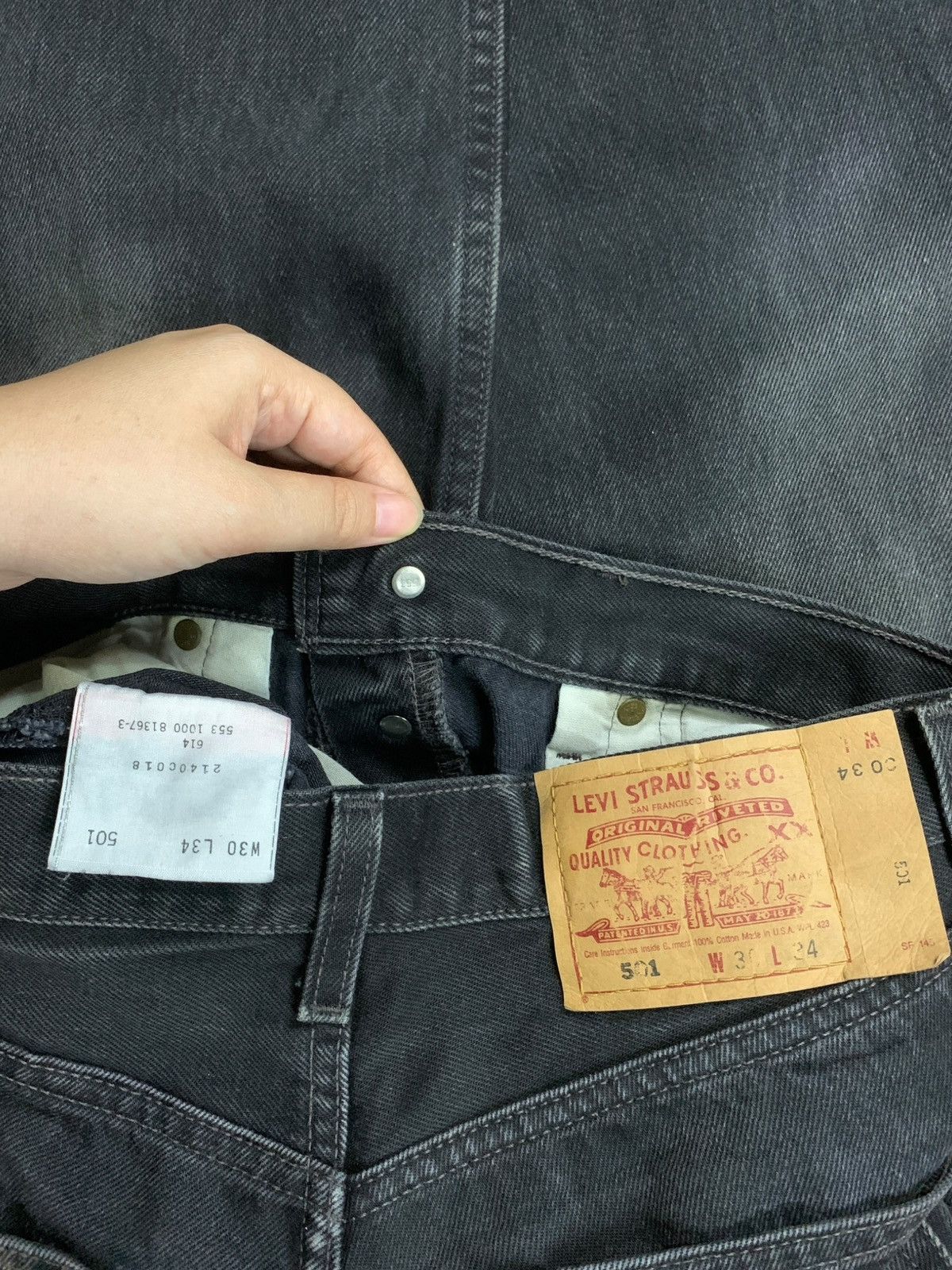 Levi's × Levi's Vintage Clothing Vintage 90s Levis 501 Distressed Black Loose Jeans 29x29 Size US 29 - 9 Thumbnail