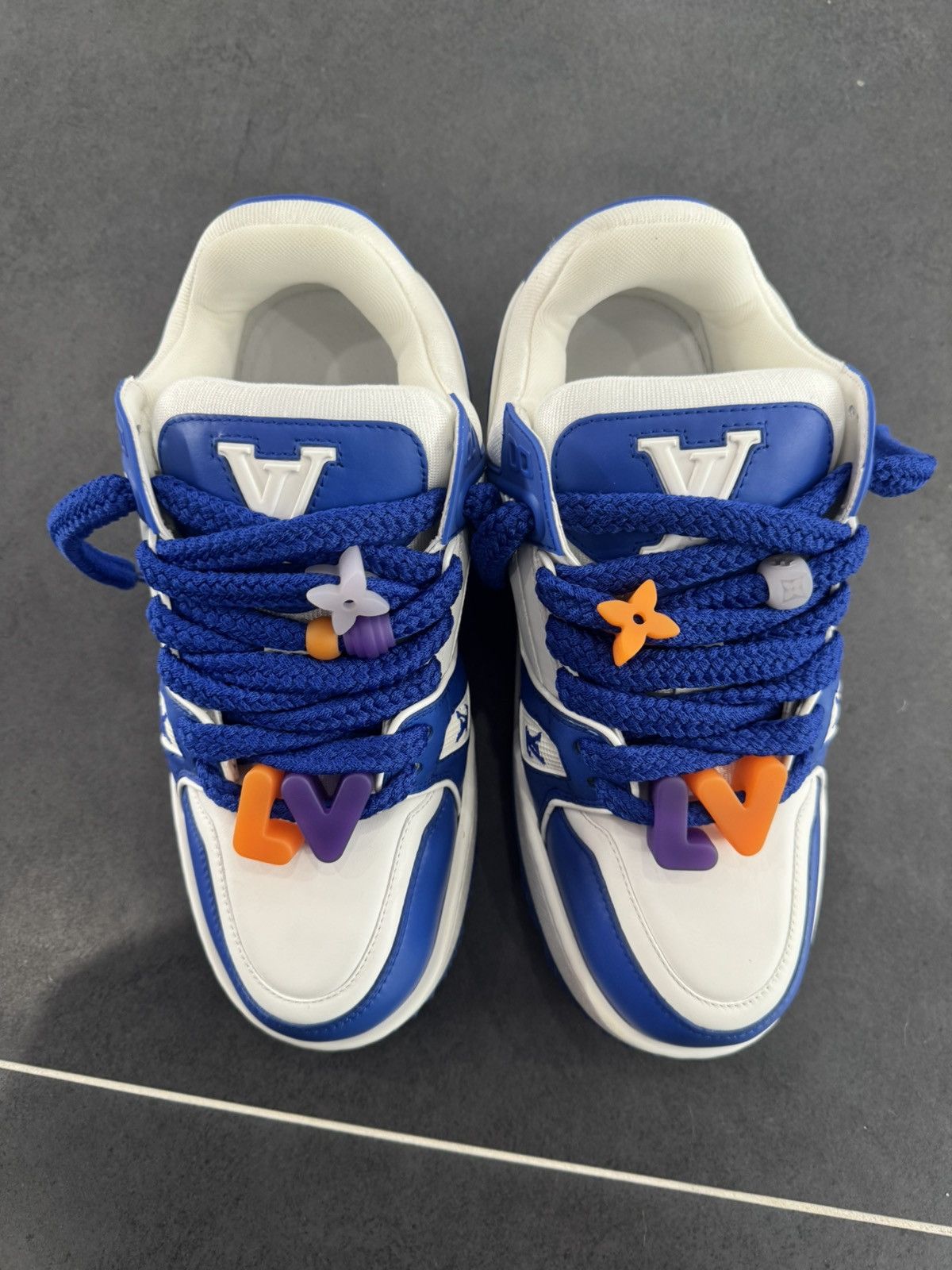 Louis Vuitton Louis Vuitton maxi trainer Size US 9 / EU 42 - 2 Thumbnail
