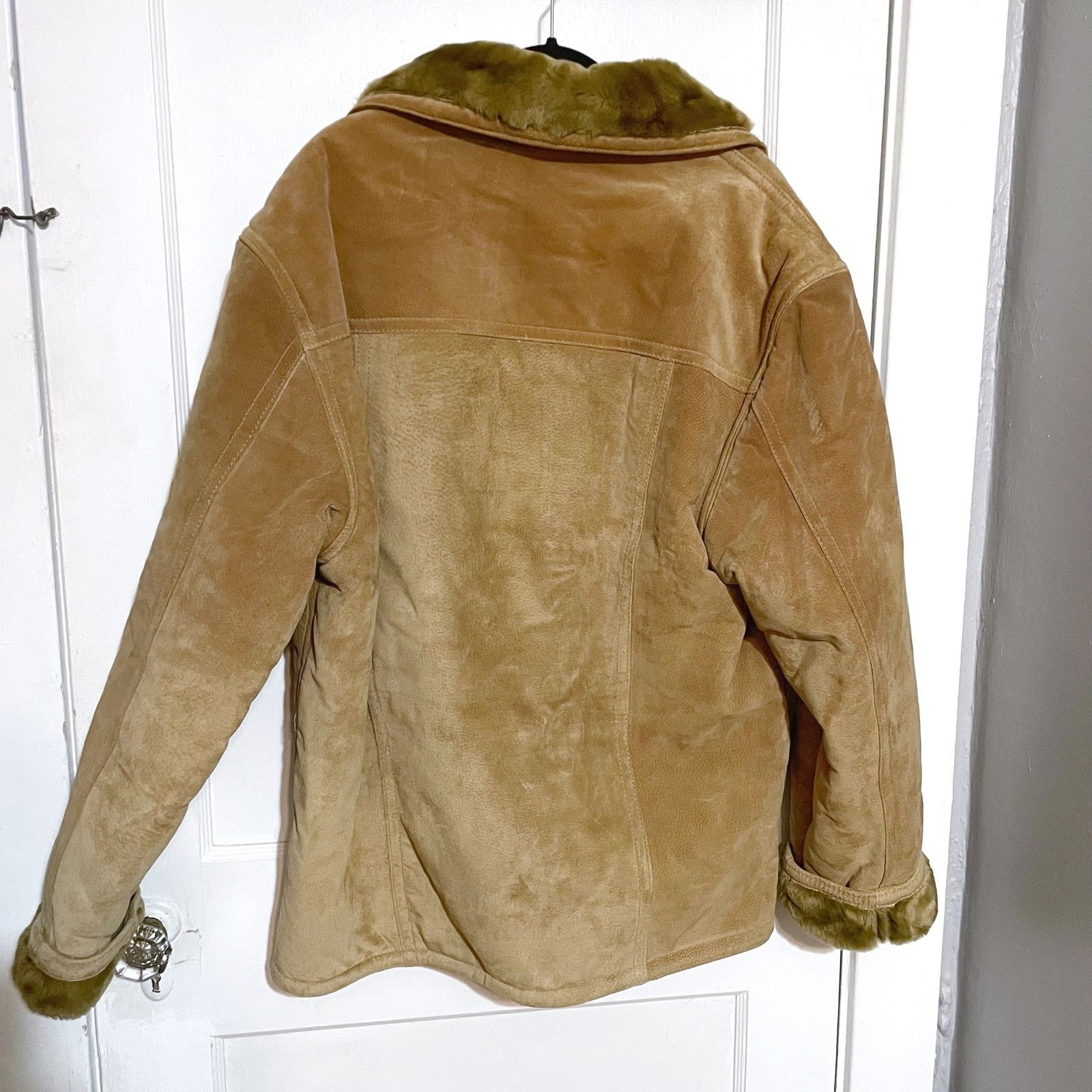 Bill Blass Bill Blass VINTAGE Tan Leather Jacket Med Faux Fur Lining Size US M / EU 48-50 / 2 - 8 Thumbnail