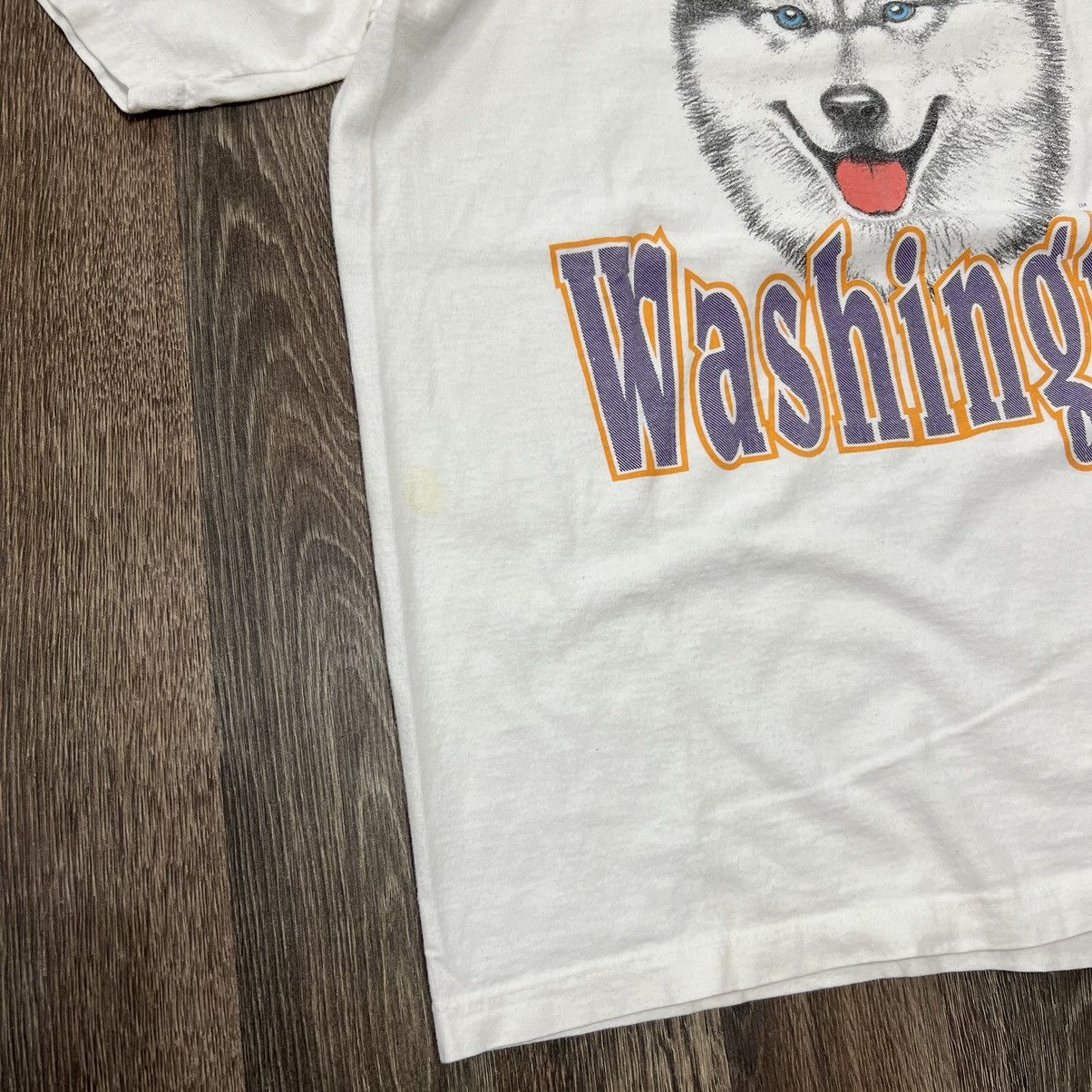 NCAA Vintage Washington Huskies NCAA T shirt Size US XL / EU 56 / 4 - 3 Thumbnail