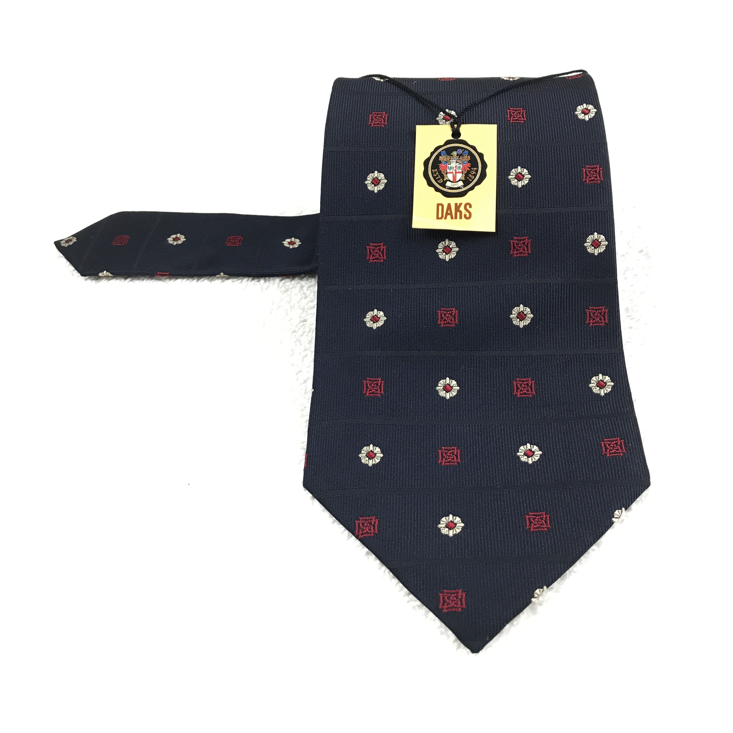 DAKS × Designer × Vintage Vintage DAKS Silk Necktie Size ONE SIZE - 1 Thumbnail