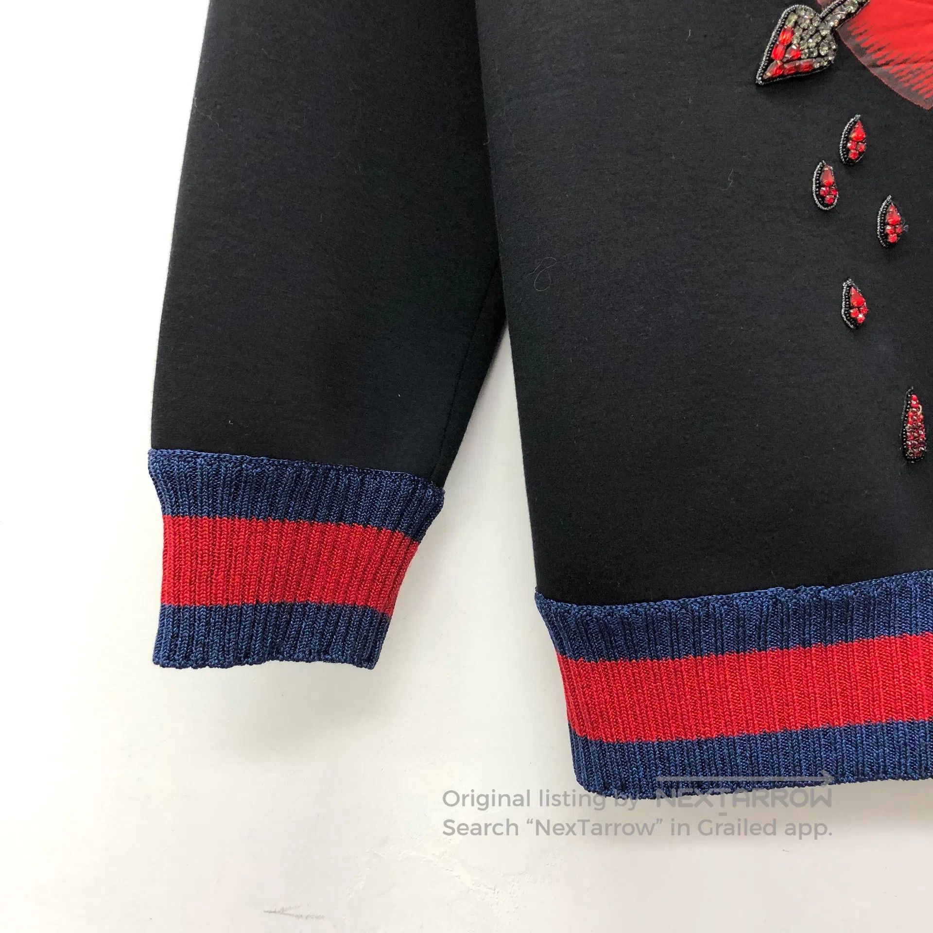 Gucci Guicci Black one-arrow-through-heart diamond-studded print Size US XXS / EU 40 - 5 Thumbnail