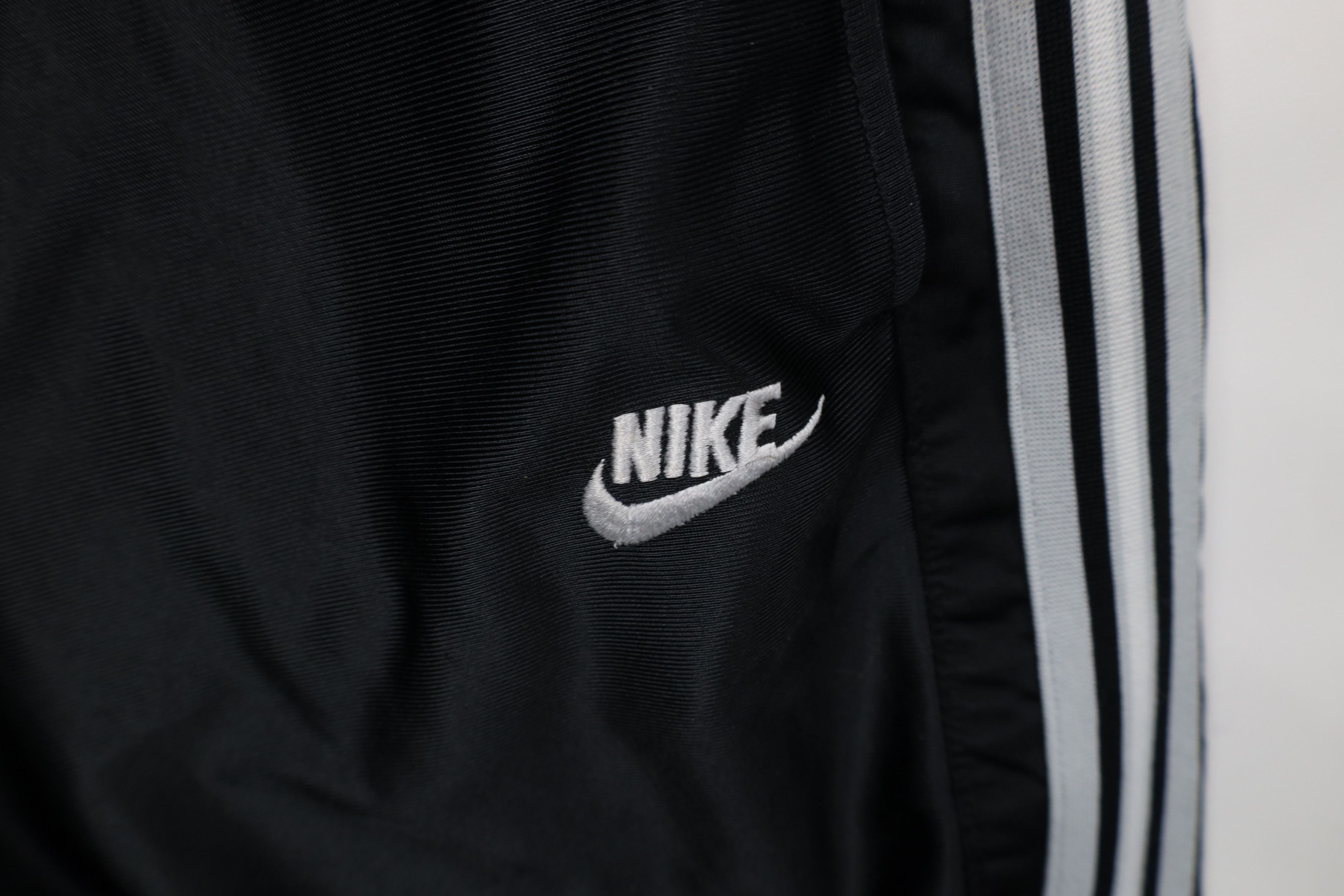 Nike Vintage Nike Supreme Basketball Wide Leg Tearaway Pants Size US 42 / EU 58 - 8 Thumbnail