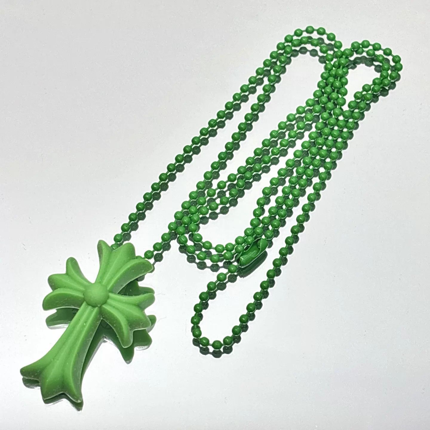 Chrome Hearts Chrome Hearts Green Resin Cross Necklace Size ONE SIZE - 4 Thumbnail