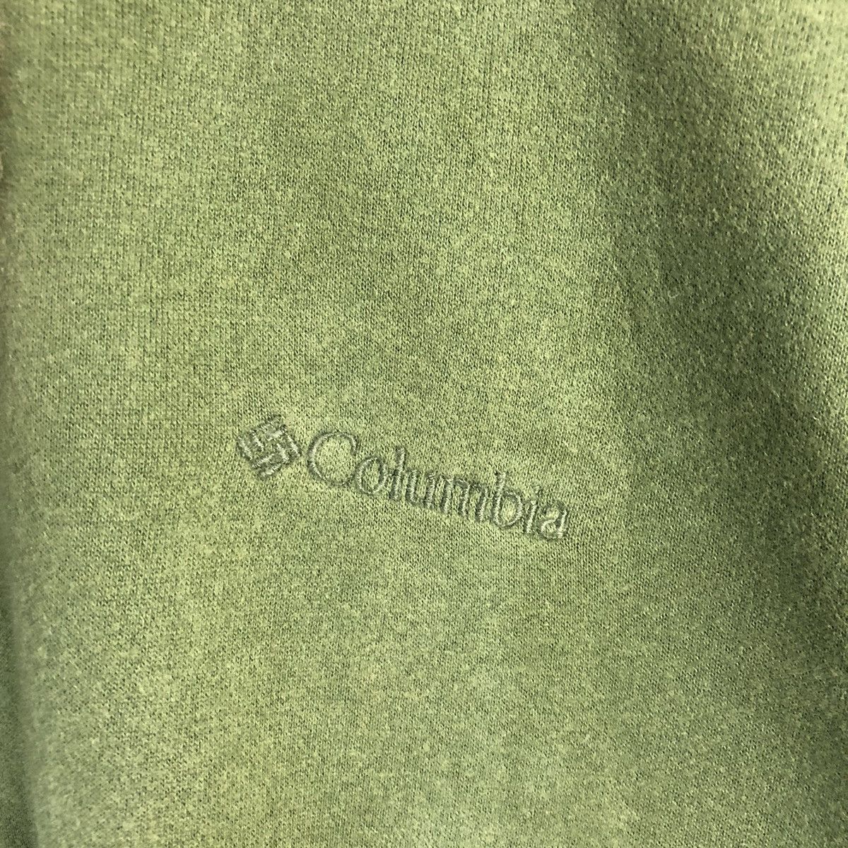 Columbia Columbia Green faded plain sweater Hoodie #A1575 Size US M / EU 48-50 / 2 - 9 Thumbnail