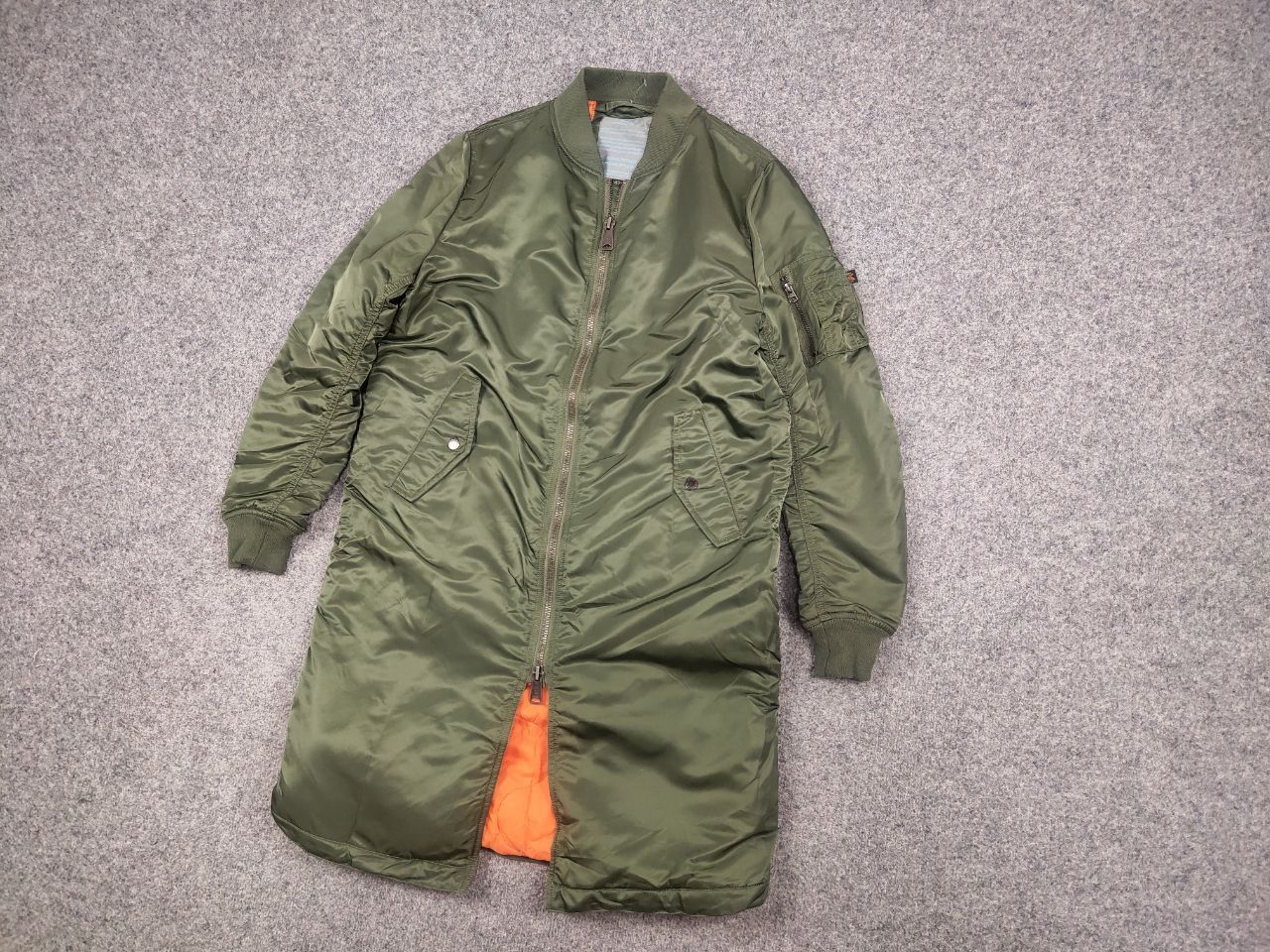 Alpha Industries Alpha Industries MA-1 Long green Military Bomber Jacket Size US M / EU 48-50 / 2 - 3 Thumbnail