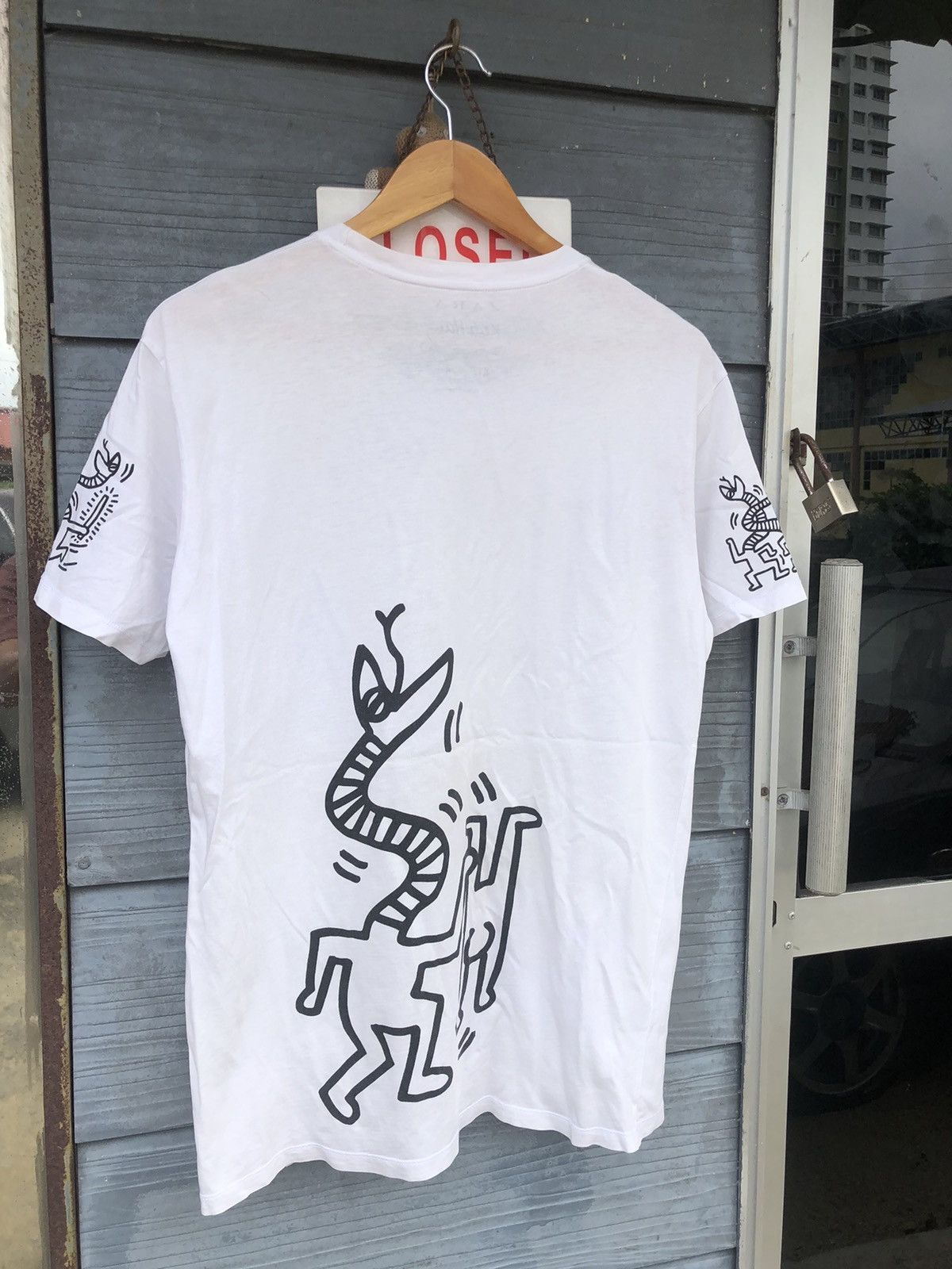 Keith Haring × Zara RARE Zara X Keith Haring Foundation Tshirt Size US M / EU 48-50 / 2 - 10 Thumbnail