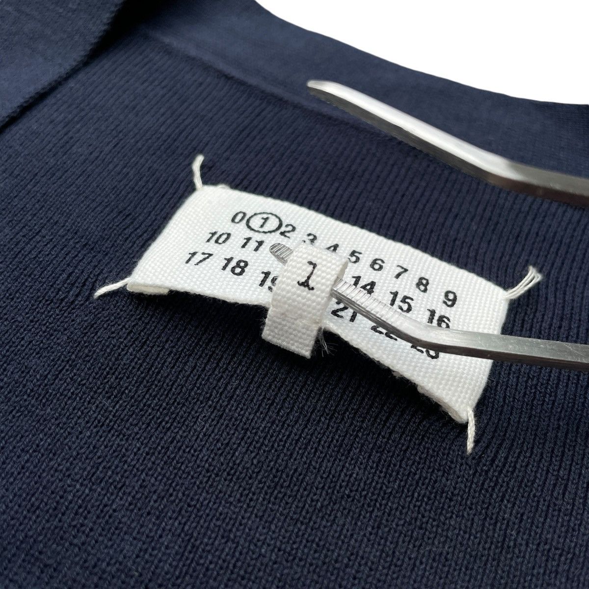 Maison Margiela Maison Martin Margiela Line 1 Off-Shoulder Layered Cardigan Size L / US 10 / IT 46 - 5 Thumbnail