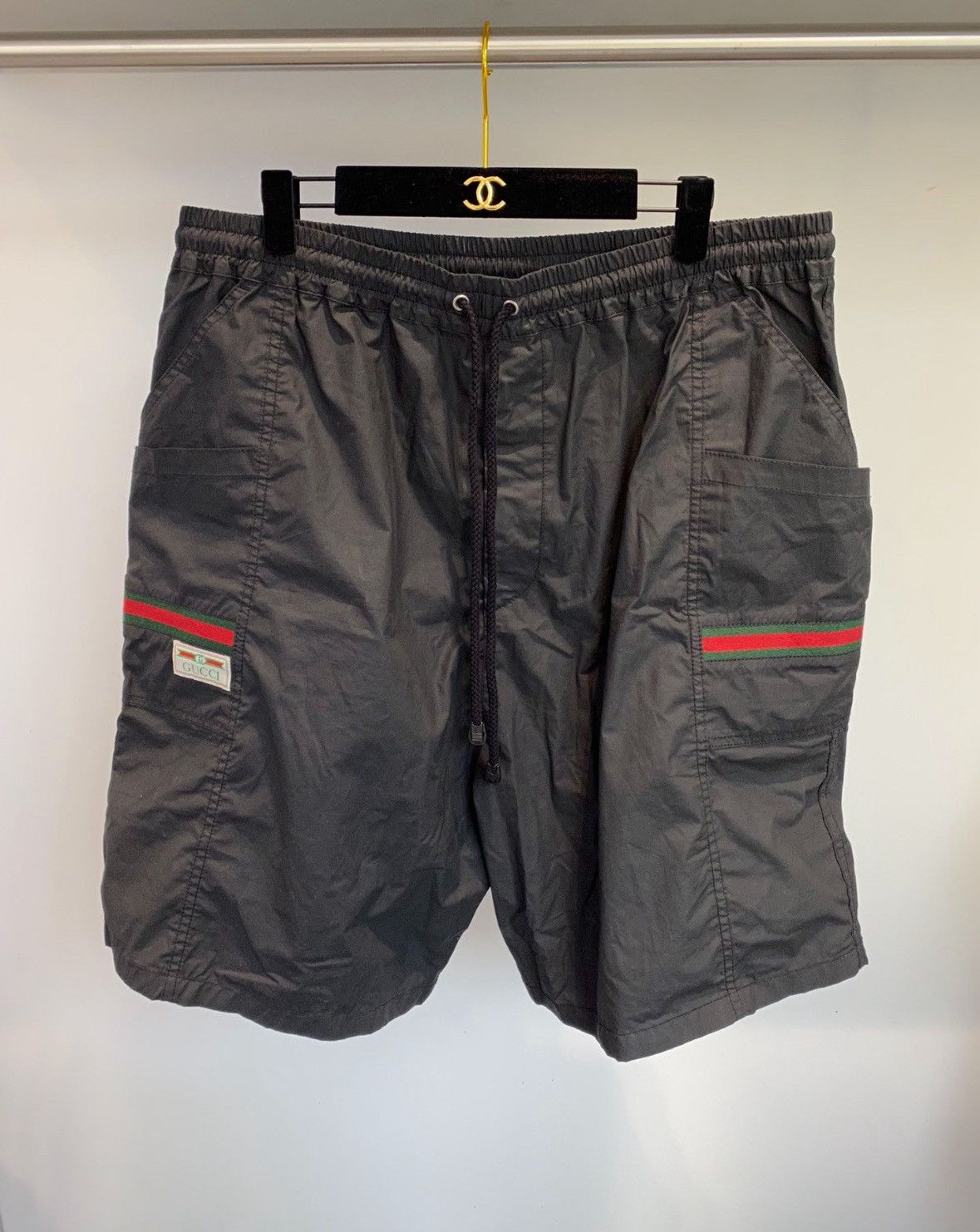 Gucci Gucci Logo Tag Black Casual Shorts-2508 Size US 36 / EU 52 - 1 Thumbnail