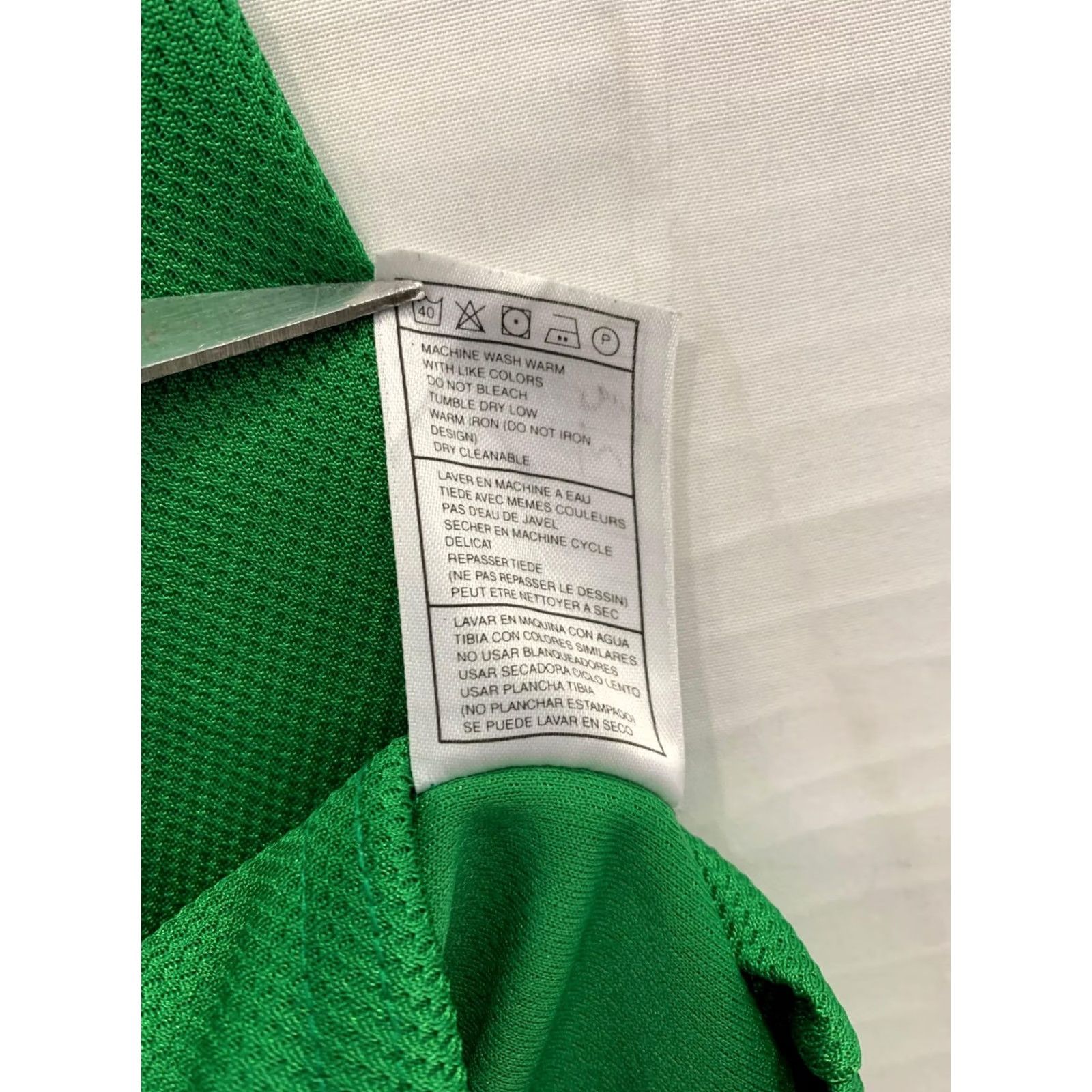 Nike VINTAGE Nike 90s Center Swoosh Goalie Jersey Green White Long Sleeve M Mens Shirt Size US M / EU 48-50 / 2 - 6 Thumbnail
