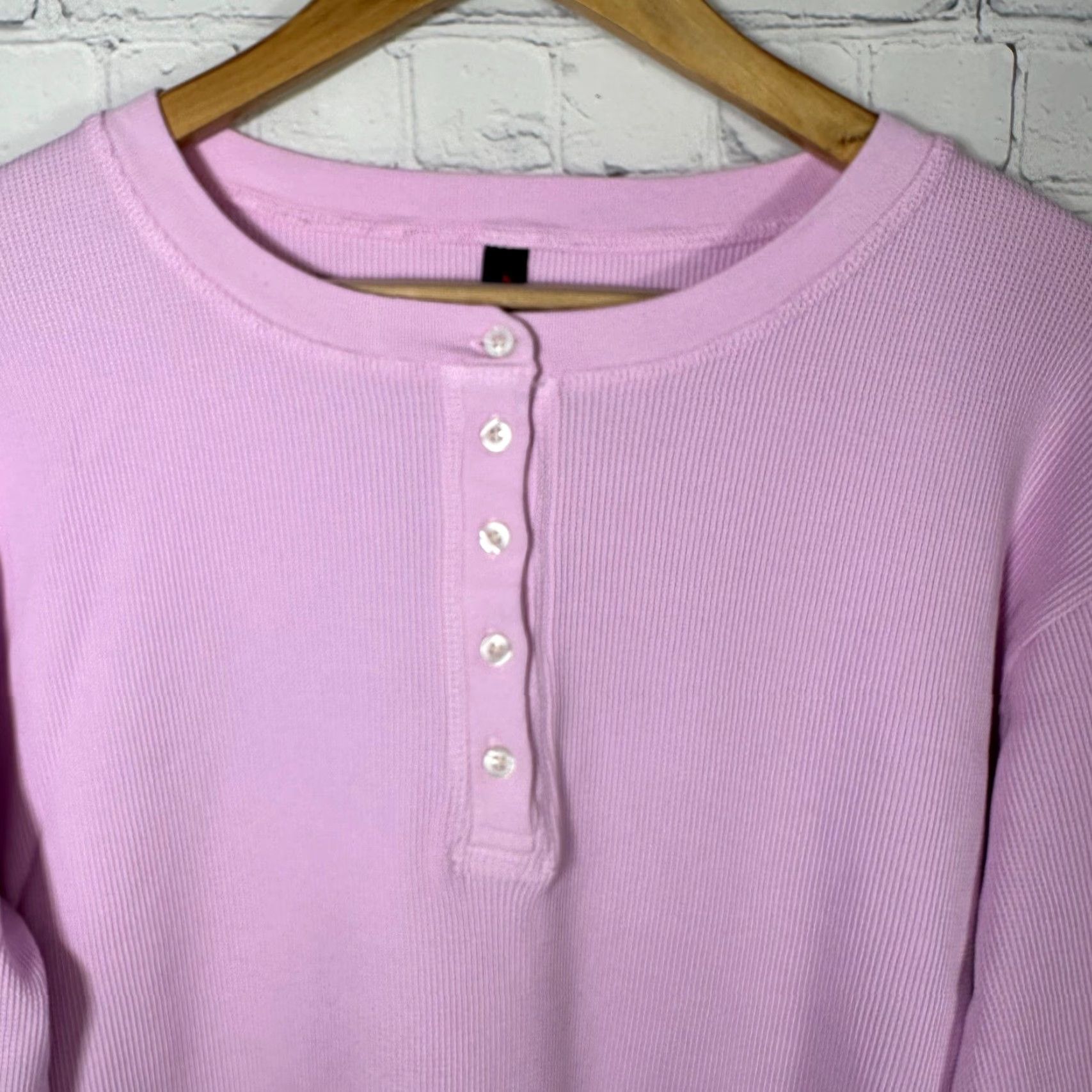 Vintage American Giant Womens Pink Ribbed Henley Long Sleeve Top Cotton Blend Size M Size M / US 6-8 / IT 42-44 - 2 Thumbnail