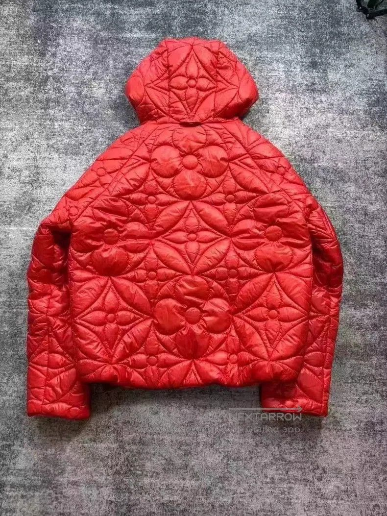 Louis Vuitton Louis Vuitton Red Down Jacket. Size US M / EU 48-50 / 2 - 2 Thumbnail