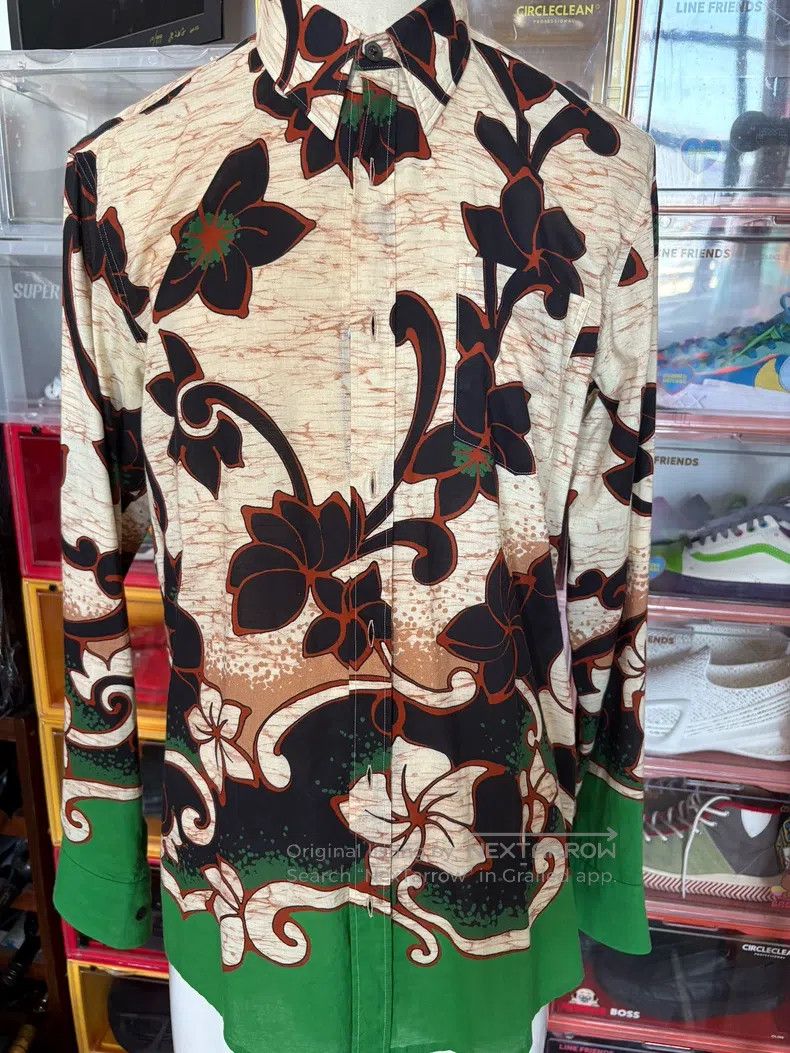 Dries Van Noten Dries Van Noten size:48 A beige base with a retro printed Size M / US 6-8 / IT 42-44 - 1 Thumbnail