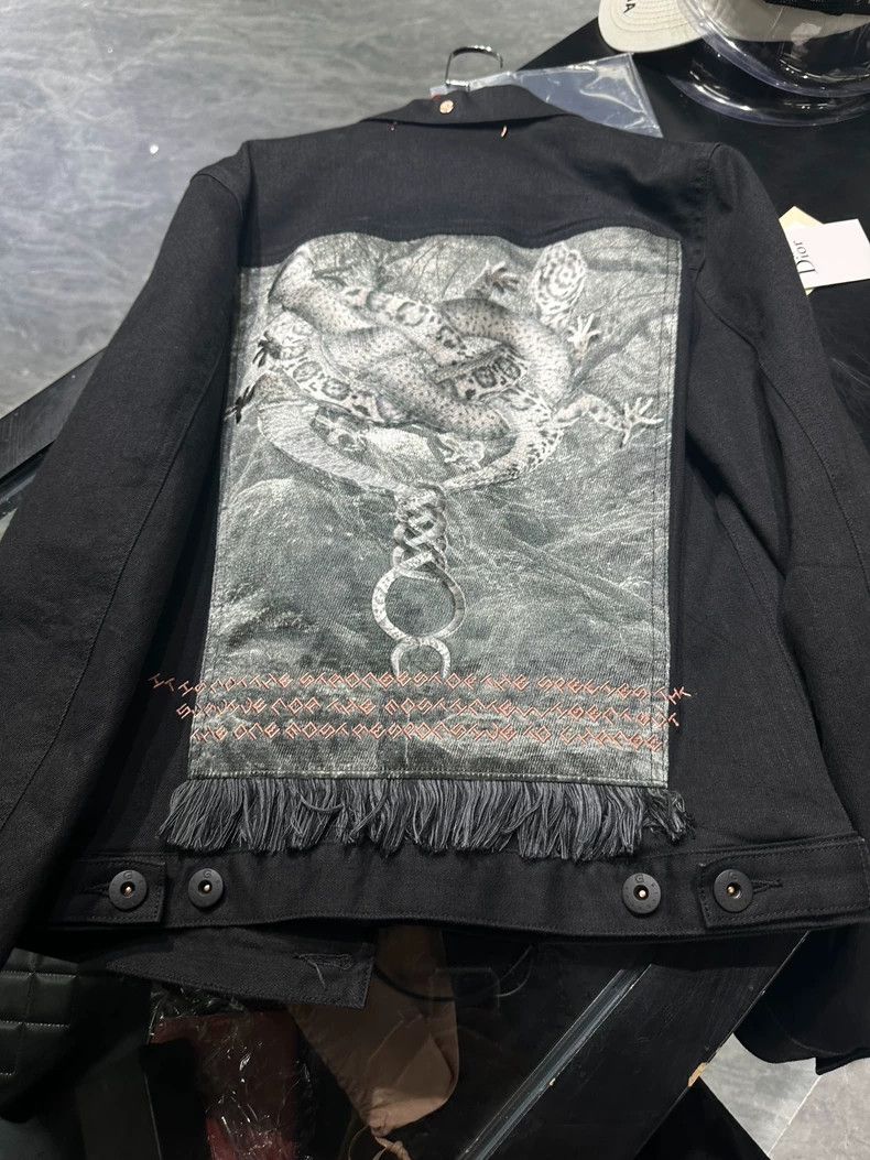Givenchy Givenchy Shark Embroidery Denim Jacket - dmc Size US M / EU 48-50 / 2 - 1 Thumbnail