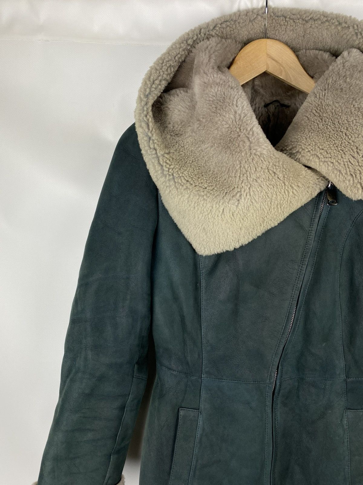 Vintage Vintage Avant-garde ladies shearling fur leather coat jacket Size S / US 4 / IT 40 - 2 Thumbnail
