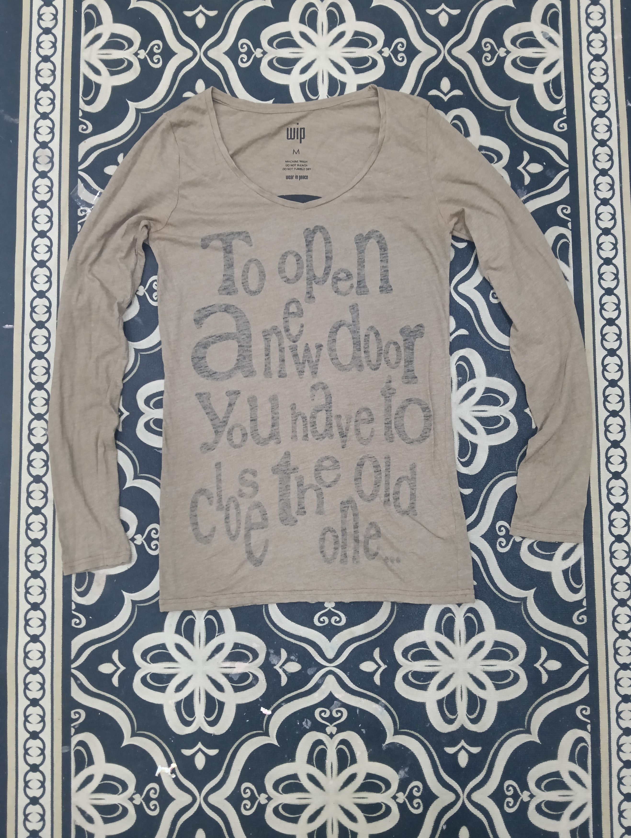Le Grande Bleu (L.G.B.) Wear In Peace Japanese Brand Tshirt Size US M / EU 48-50 / 2 - 3 Thumbnail