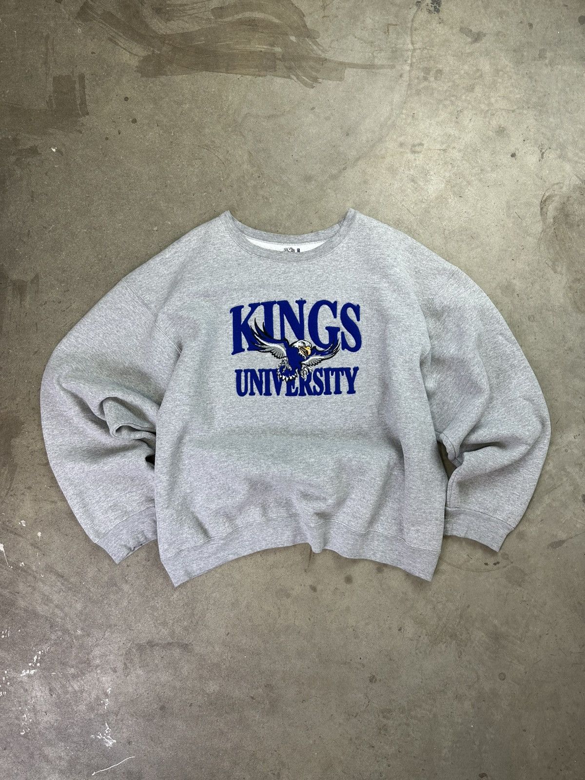 Vintage vintage kings university embroidered collegiate crewneck xl Size US XL / EU 56 / 4 - 1 Thumbnail