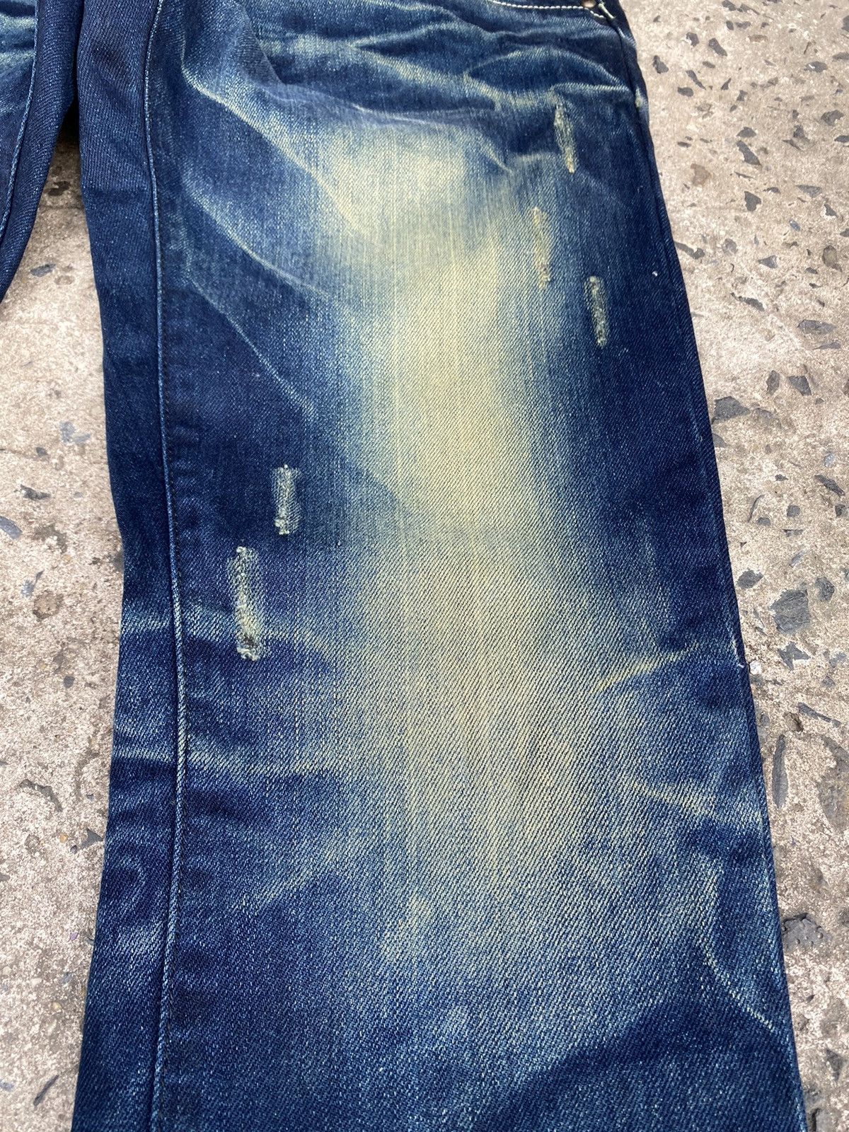 Japanese Brand Vintage Distressed 2426 Jeans Fedding Denim Size US 31 - 5 Thumbnail