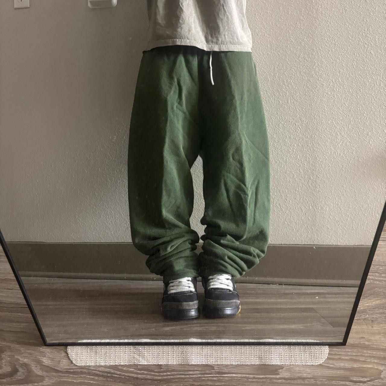 Vintage Crazy Vintage 90s Forest Green Essential Sweatpants! Fits M Size US 32 / EU 48 - 1 Thumbnail