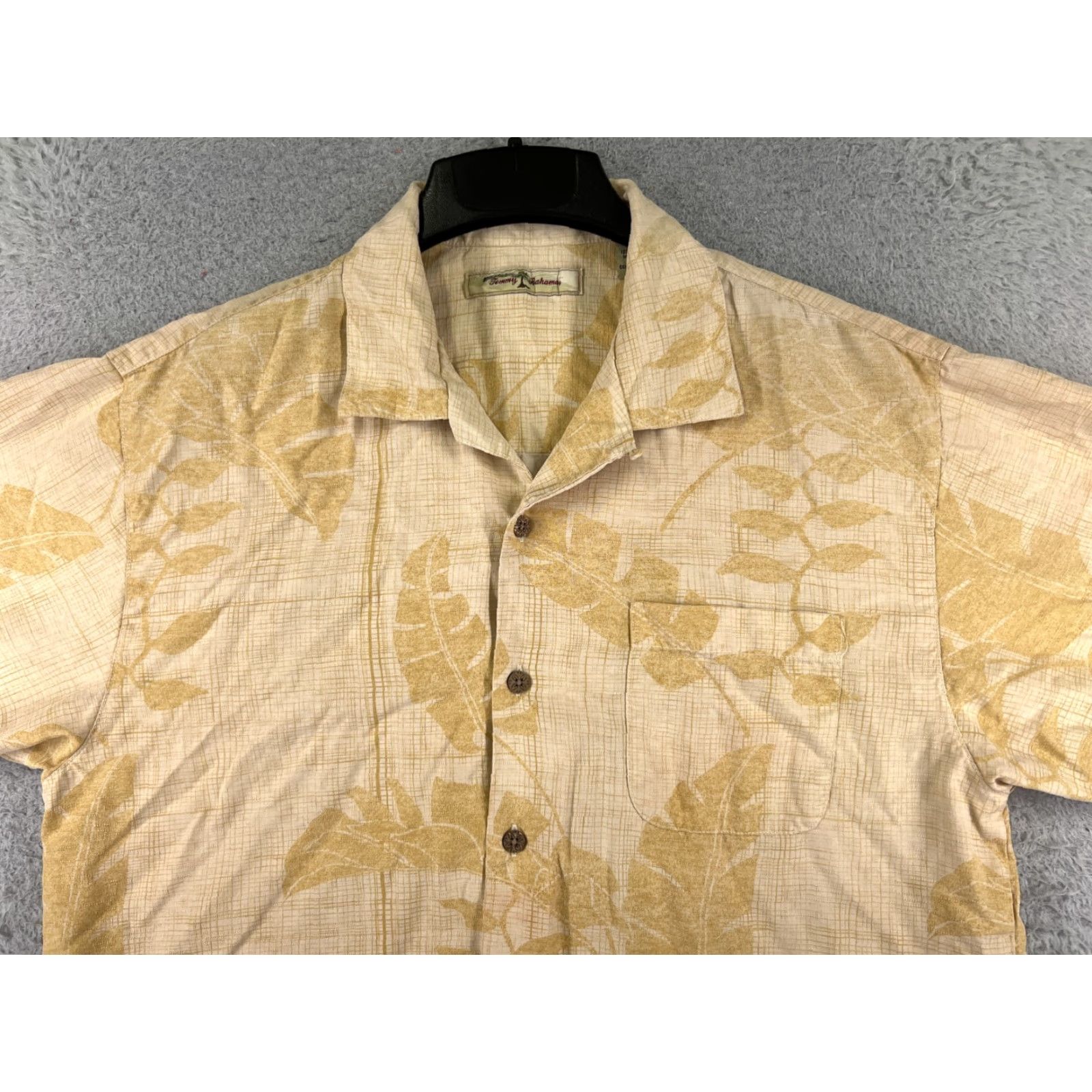 Tommy Bahama Shirt Men Medium Yellow Palm Floral 100% Silk Vacation Beach