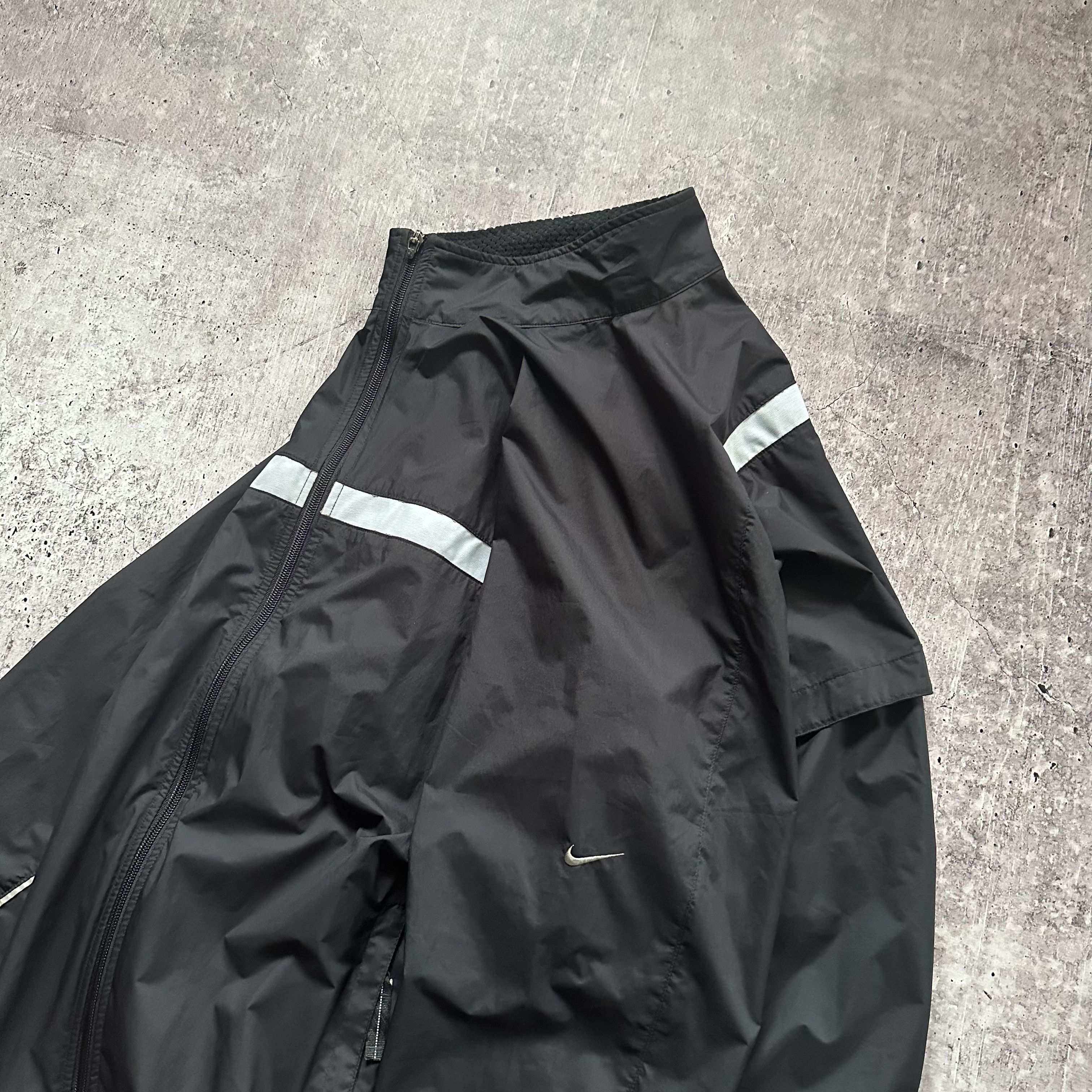 Nike × Vintage Nike y2k Vintage Swoosh Logo Nylon Drill Track Jacket Size US XL / EU 56 / 4 - 2 Thumbnail