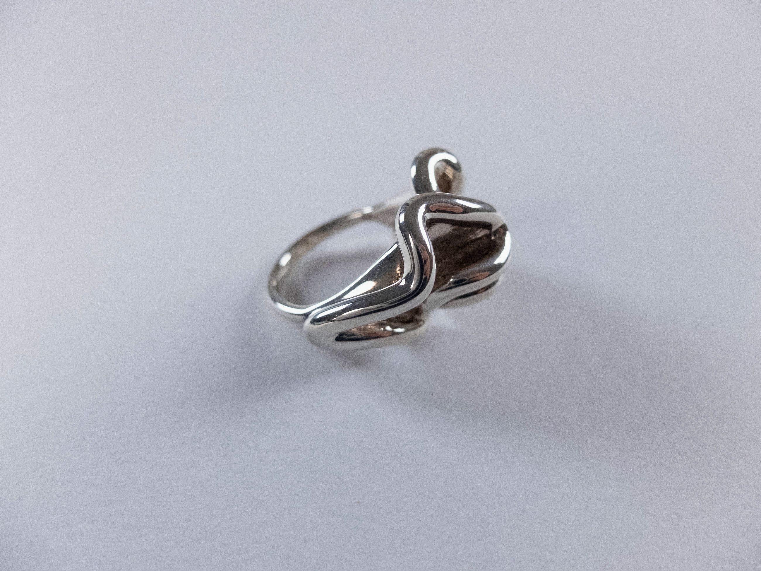 ●BOTTEGAVENETA ●ボッテガヴェネタ リング Whirl Bottega Veneta BOTTEGA VENETA Whirl Sterling silver abstract