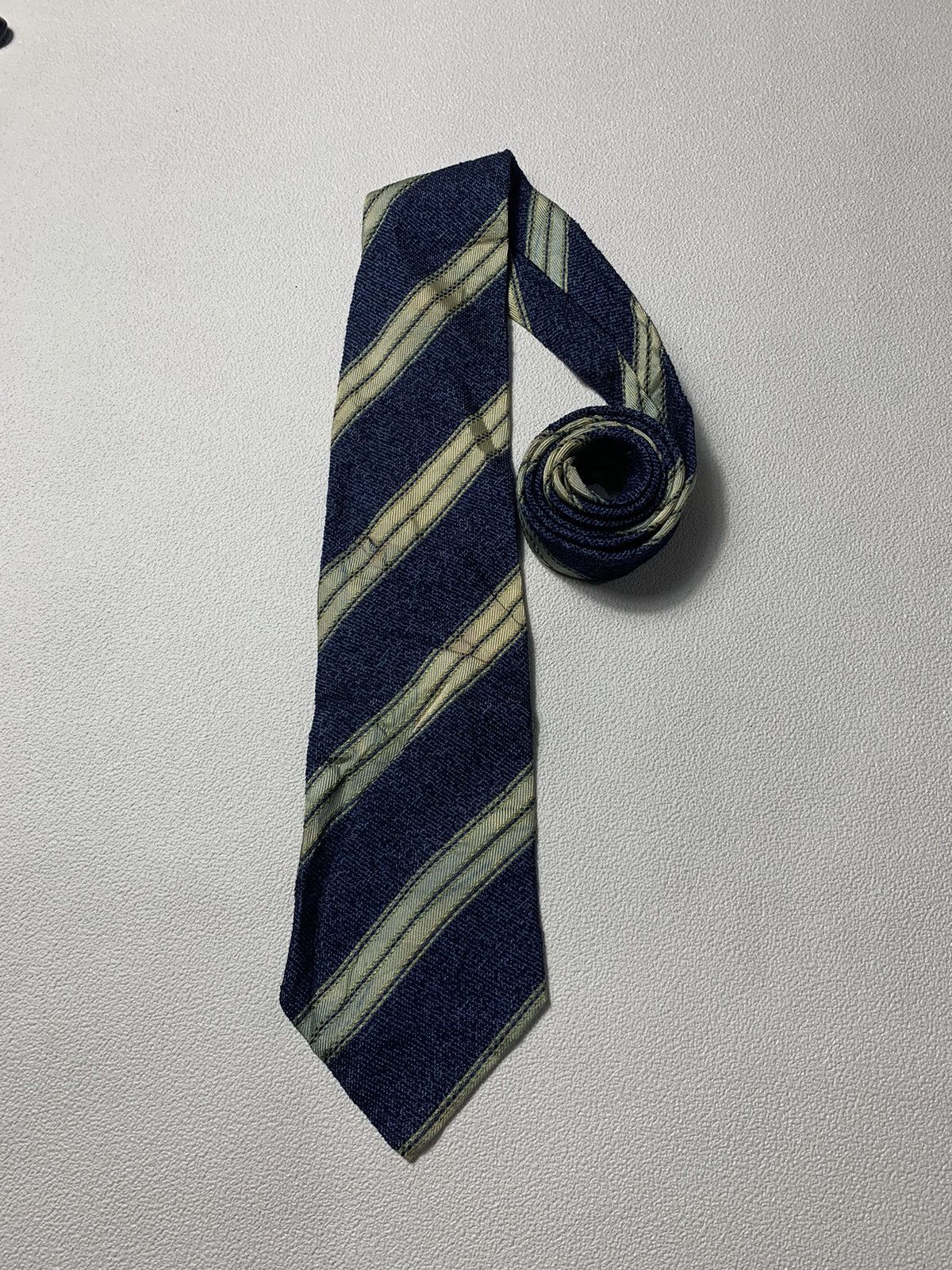 Givenchy × Vintage GIVENCY TIE Size ONE SIZE - 2 Thumbnail